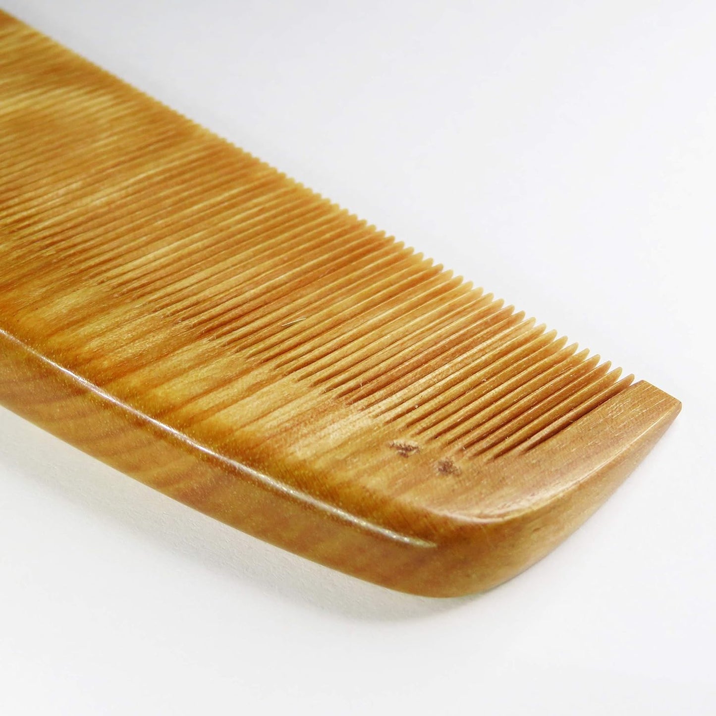 Minebari Comb ~ Made by Japanese Tsuge-Comb Craftsmen ~ Unraveling Comb 5 Inch (Thin Teeth)