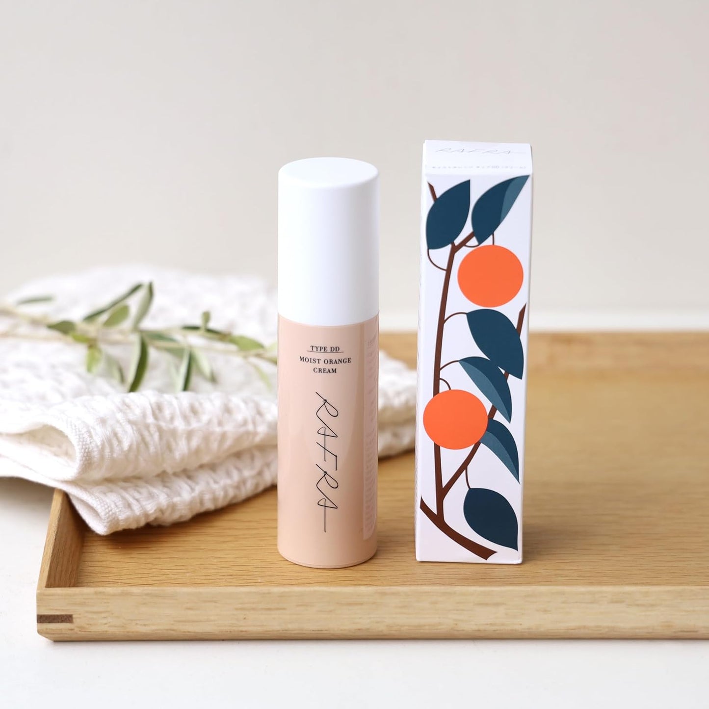 Rafra Moisturizing Cream 1.8 oz (50 g) Moist Orange Type DD (Very Moist Cream, Aging Care, Thick Cream, Moisturizing, Astaxanthin, Retinol, Elastin)