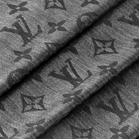 LOUIS VUITTON Lock And Go Denim Shawl - Image 3