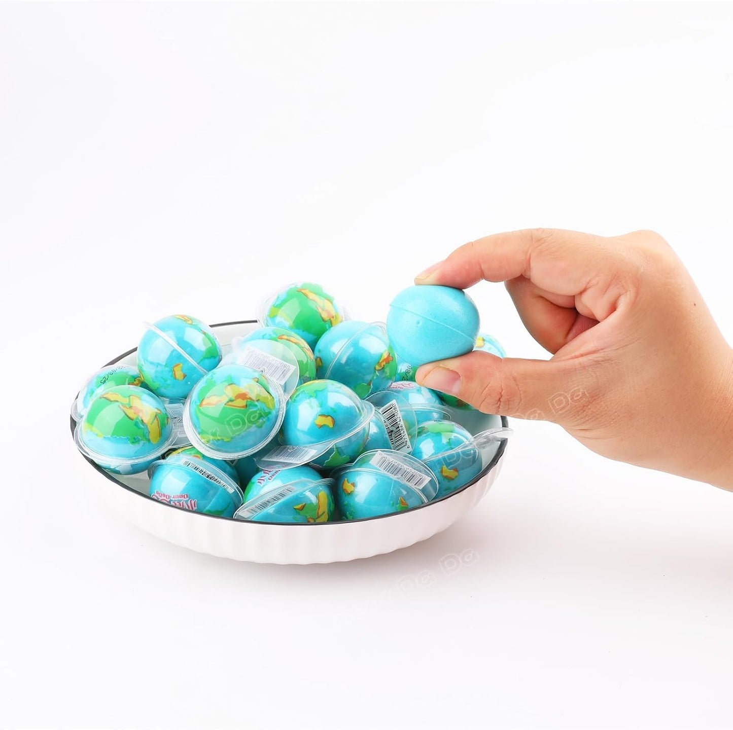 Gummies, 50 Pieces, Earth Gummies, Eyeball Gummies, Strawberry Gummies, Fruit Juice Gummies, 0.6 oz (18 g) x 50 Pieces, Confectionery Set, Hot Topic on Youtube Ins, Chewing Sound, Gummies - Individual
