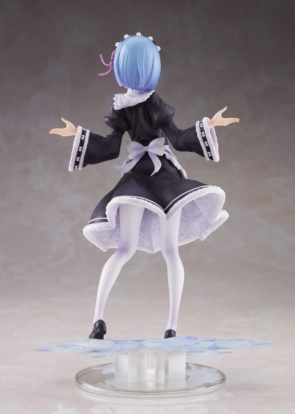 Taito Re：Zero Winter Maid Rem カラフルなアニメPVC人形 アーティストマスターピース 高さ20.32センチ