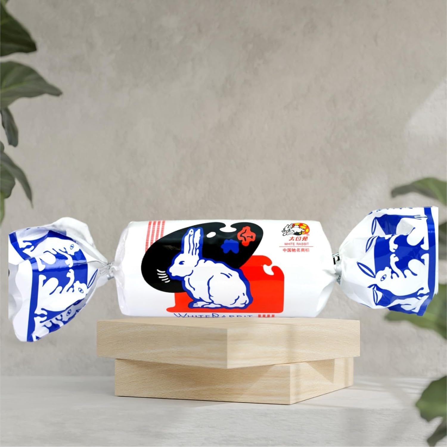 White Rabbit Milk Candy, 1.4 oz (39 g) x 4 Pieces, Candy Mold Wrapping, Gift Wrapping, White Rabbit (White Rabbit), Soft Candy