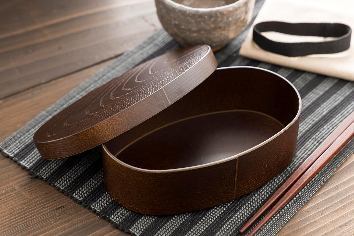 Kano Curved Wooden-Style Small Coin Bento Box Mocha Brown 72760, Microwave Safe, Dishwasher Safe, Japanese Made, with Band, Wooden Bento Box, Curved Wooden Bento, Wooden Bento, Lunch Box, Bento Box