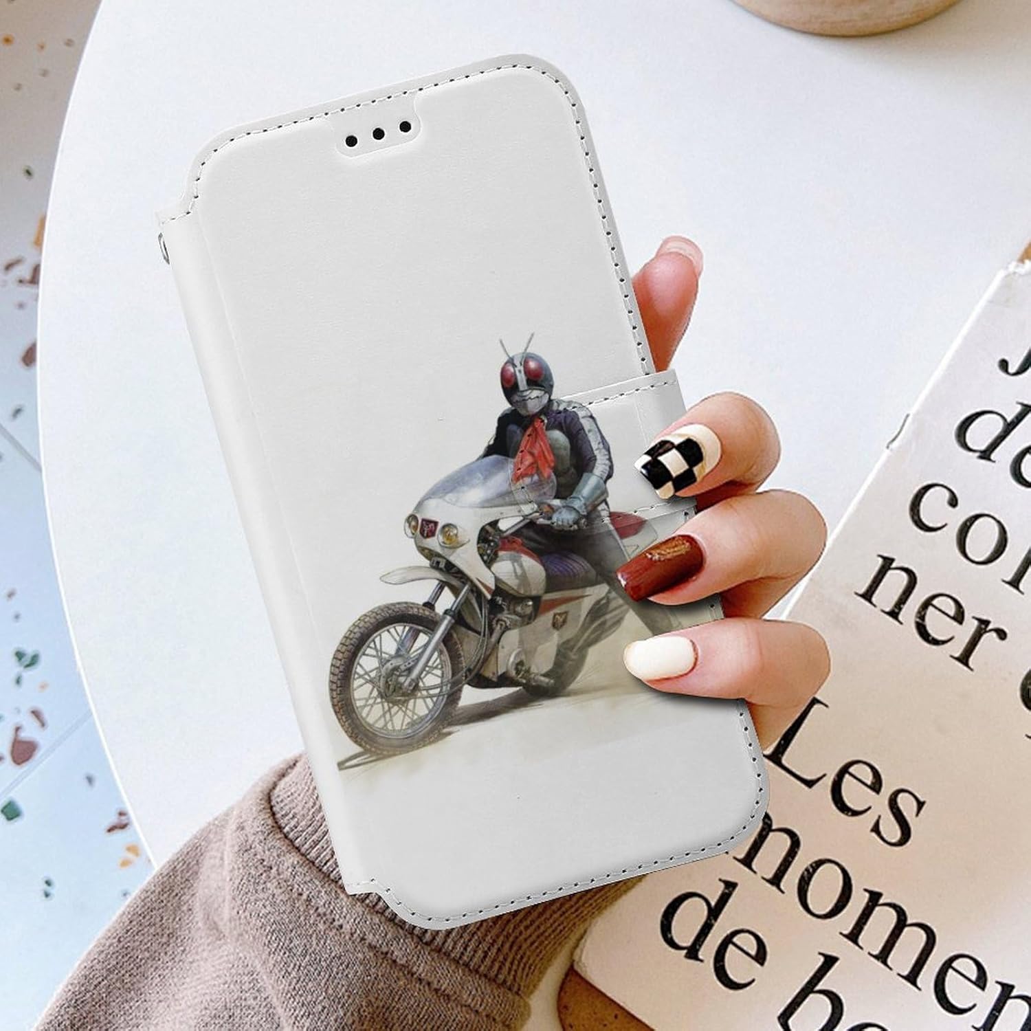 iPhone 16 E用ケース 手帳型 仮面ライダー アイフォン16用ケース 財布型 カード収納 おしゃれ スマホケース 携帯ケース スタンド機能