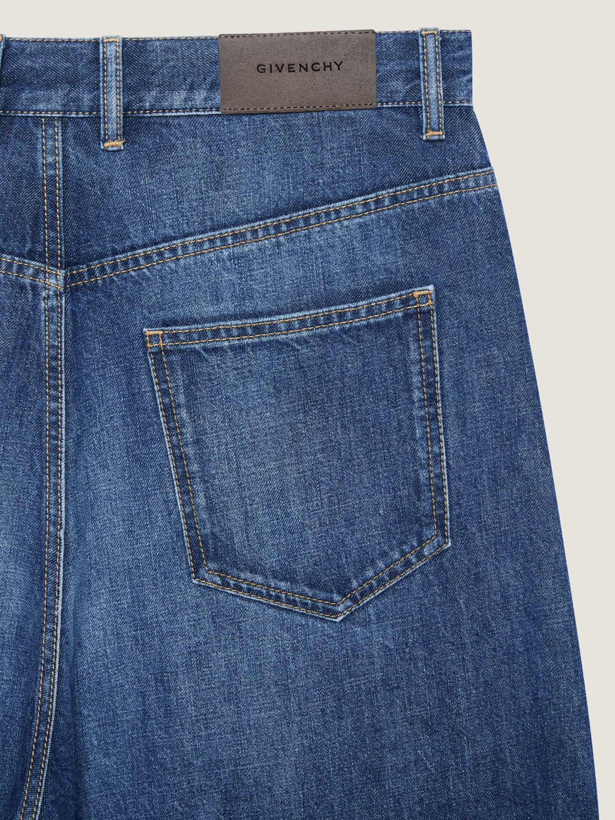 Givenchy Givenchy - Image 3