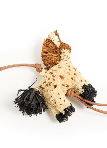LOEWE Giraffe bag charm in raffia and calfskin - Image 3