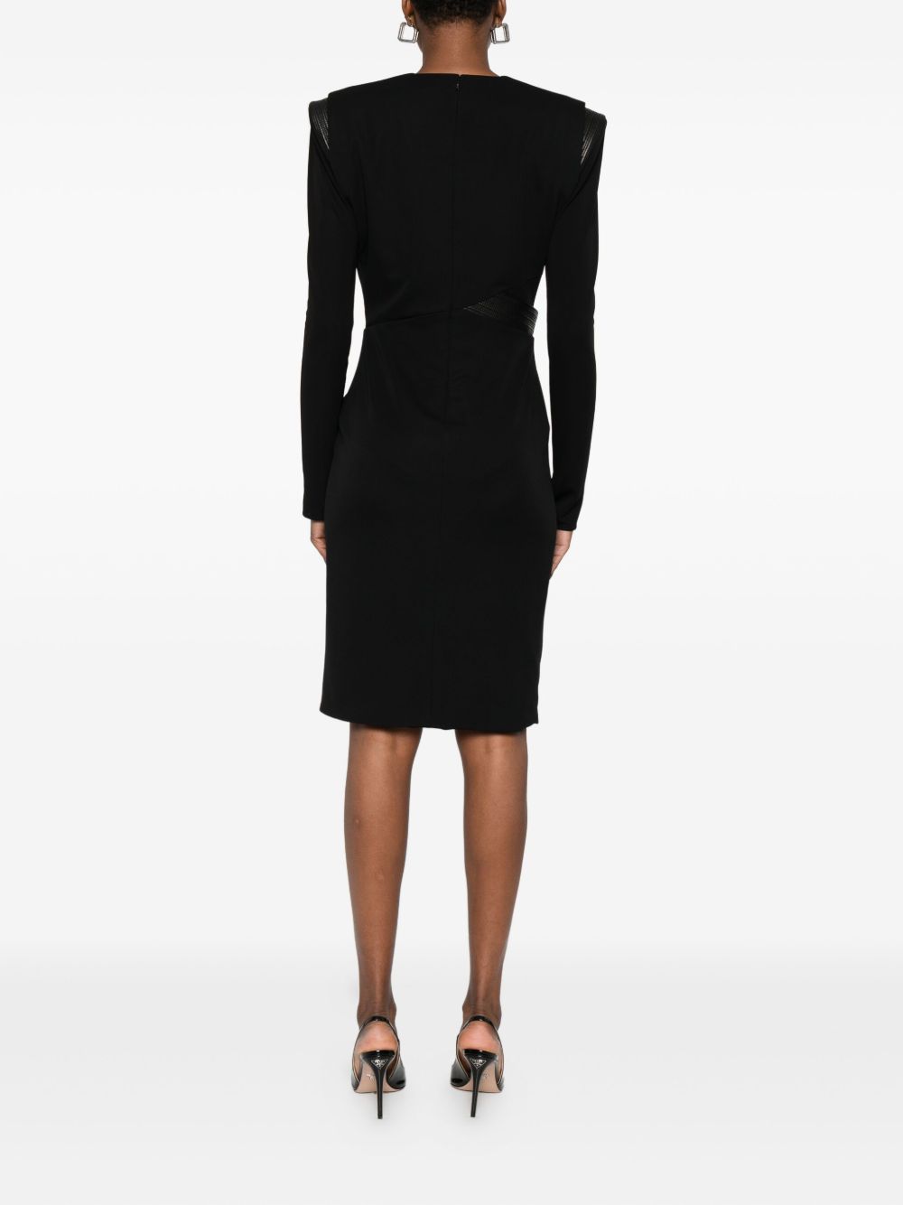 Versace ヴェルサーチは黒いドレスを着ています - Image 3