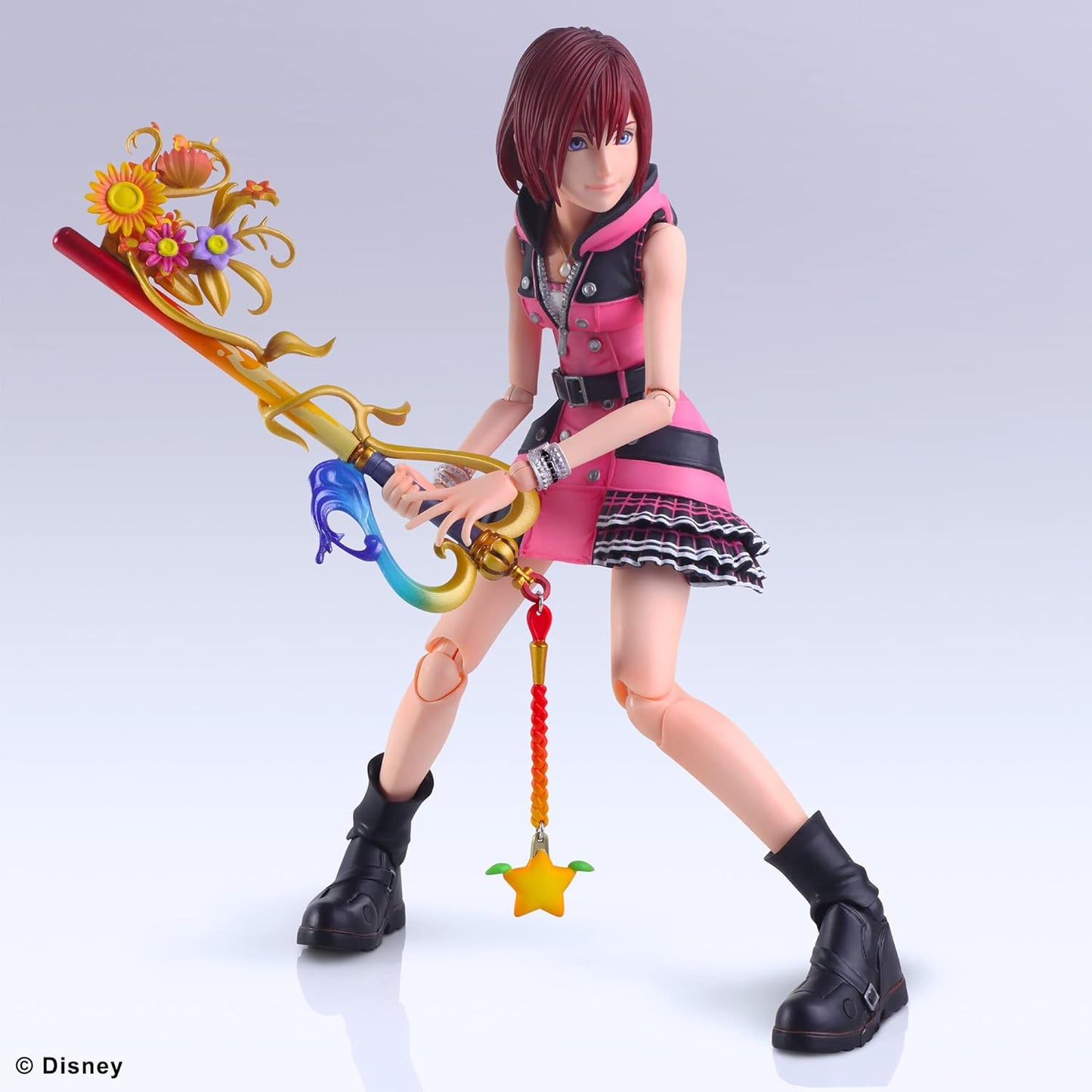 Square Enix Kingdom Hearts III Play Arts Kairi PVC Pre-painted Action Figure