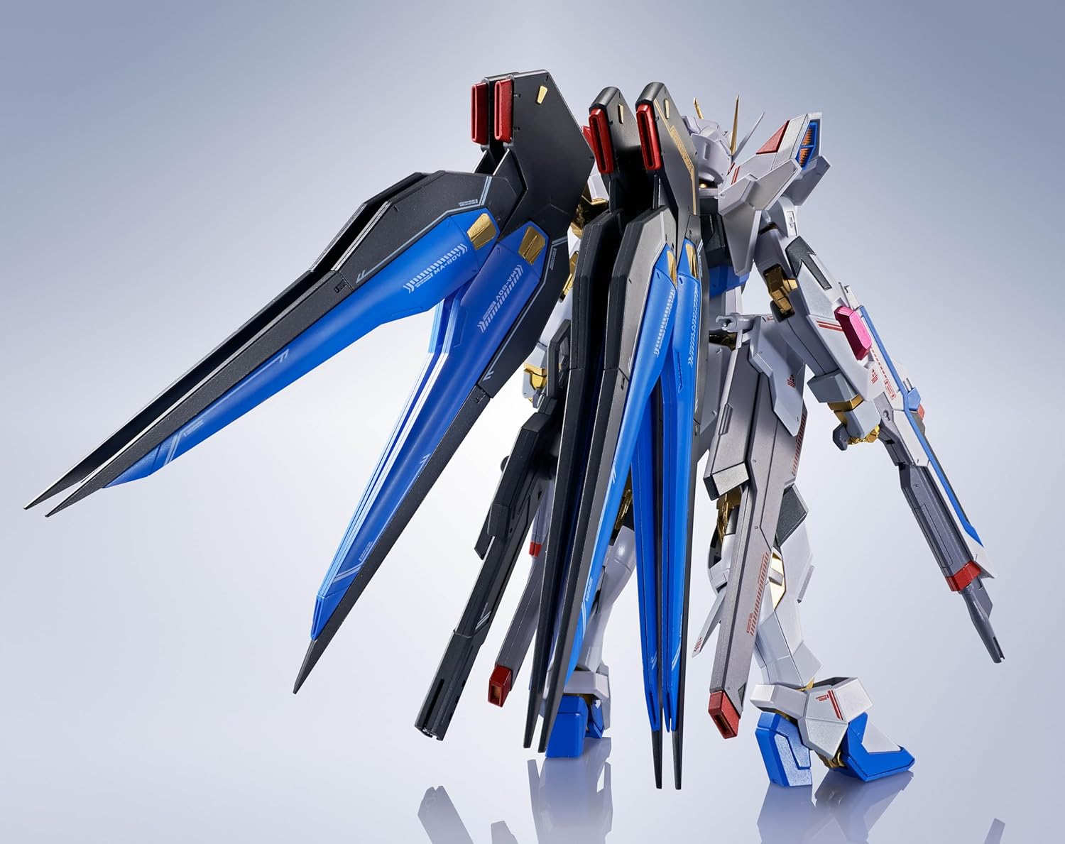 Metal Robot Damashii Strike Freedom Gundam Ni Shiki