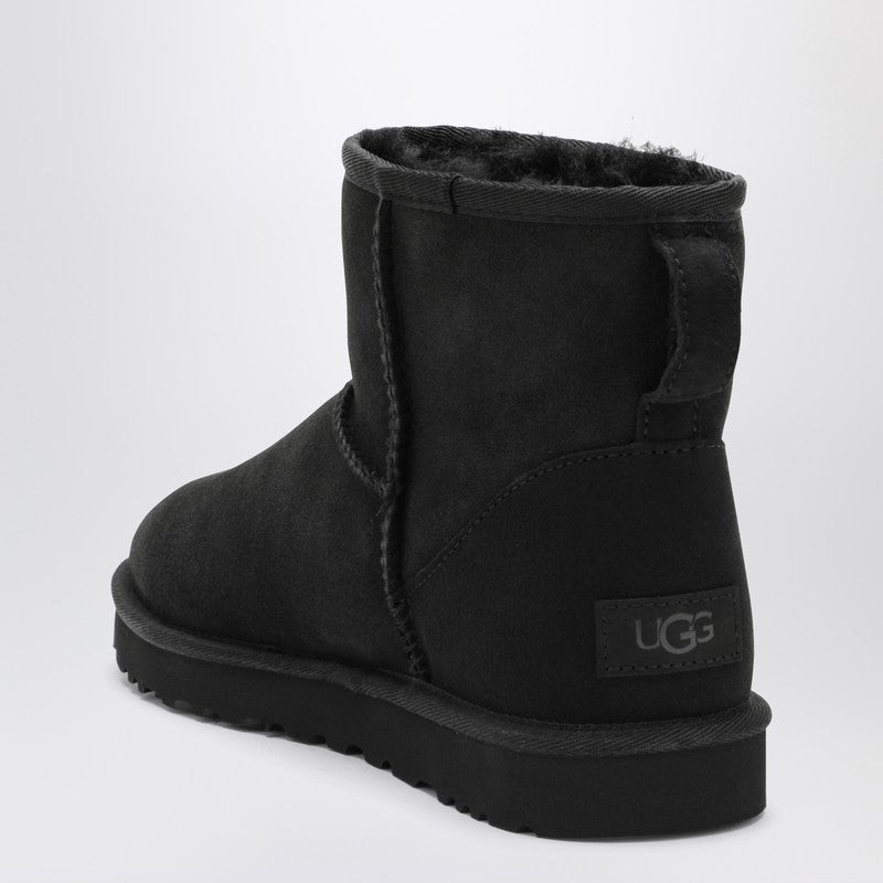 Ugg Ugg Classic Mini Ii Boots In Black - Image 3