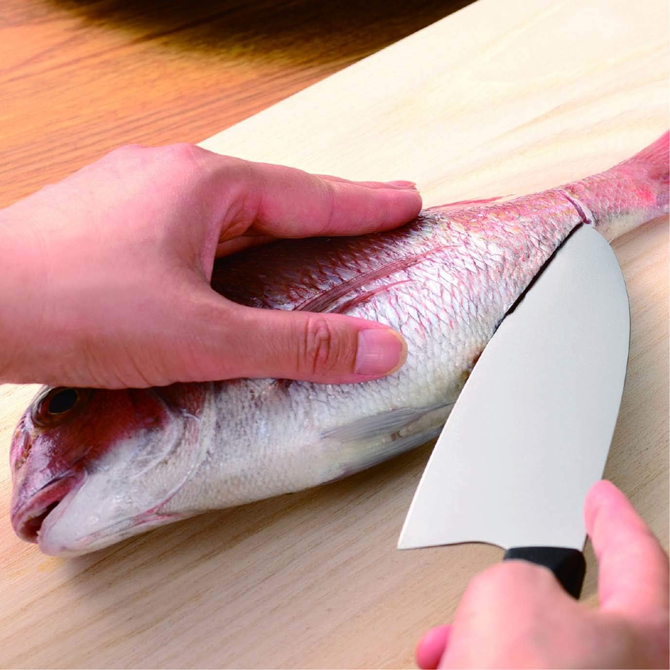 Kakusee NKF-02 Santoku Knife, Silver, Approx. 11.0 x 2.0 x 0.8 inches (28 x 5 x 2 cm), Blade Length: 6.3 inches (16 cm)