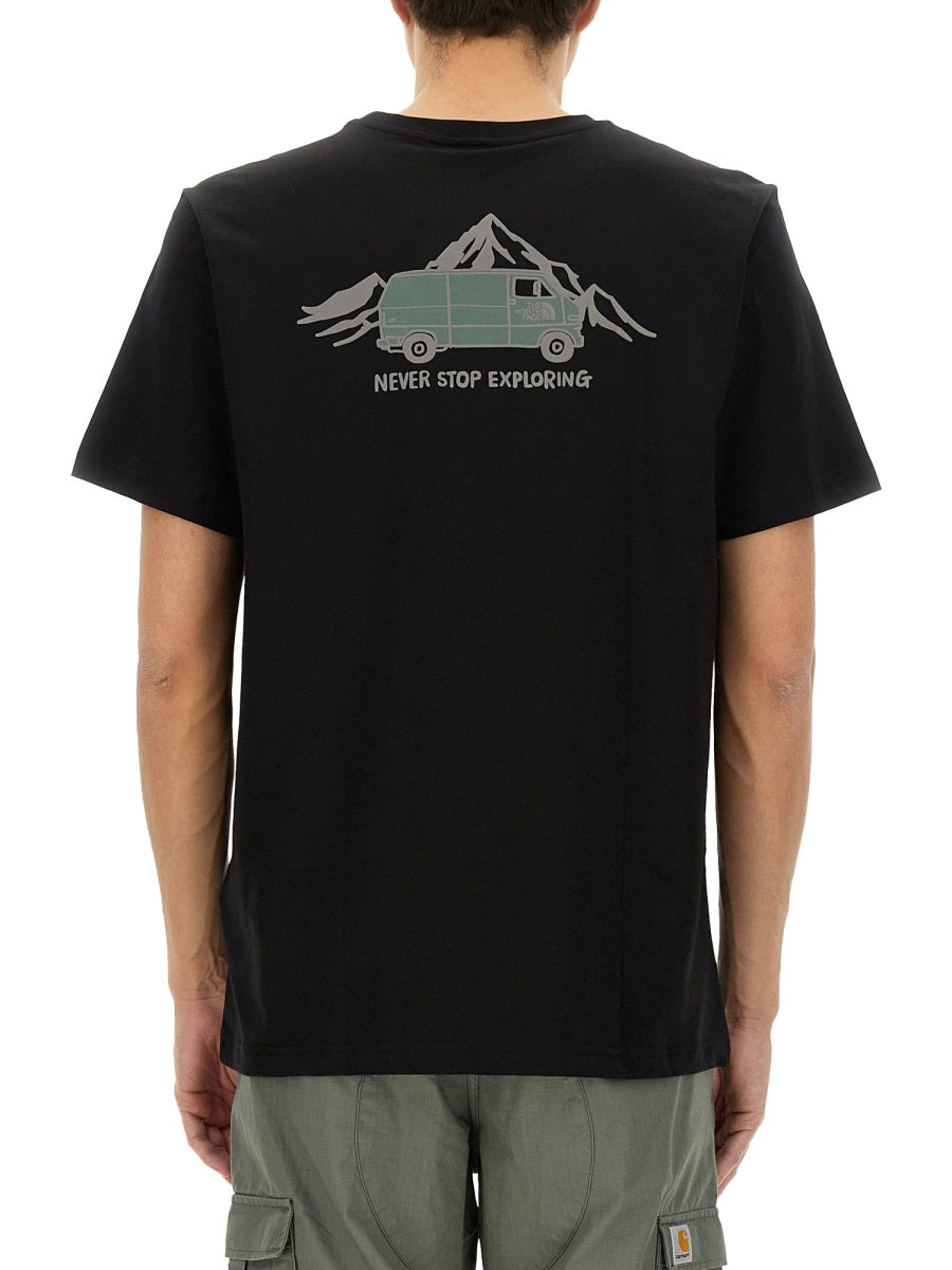 The ノースフェイスアウトドアグラフィックTシャツ - Image 4
