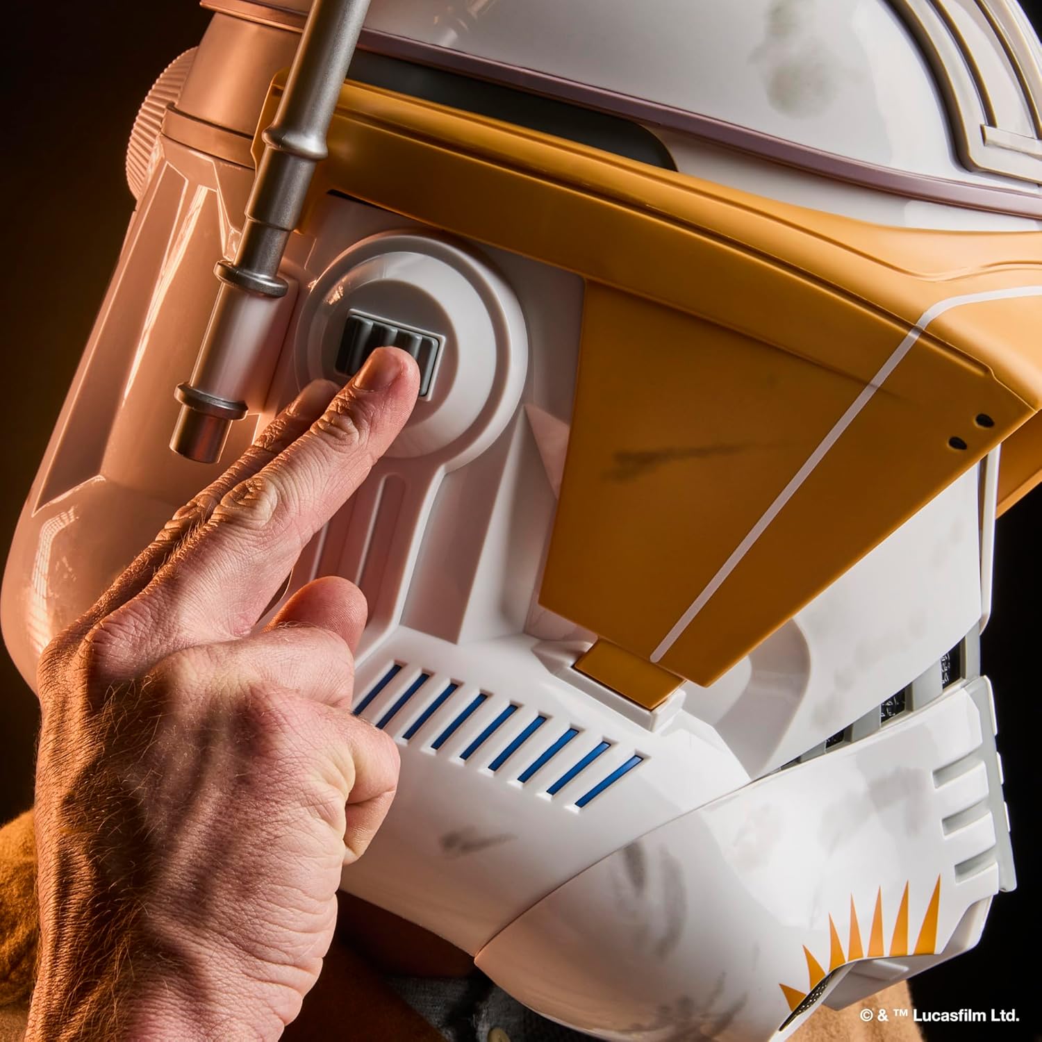 STAR WARS The Black Series Clone Commander Cody, Casco electrónico de primera calidad de Roleplay de La Venganza de El Sith para mayores de 14 años (Exclusivo de Amazon)