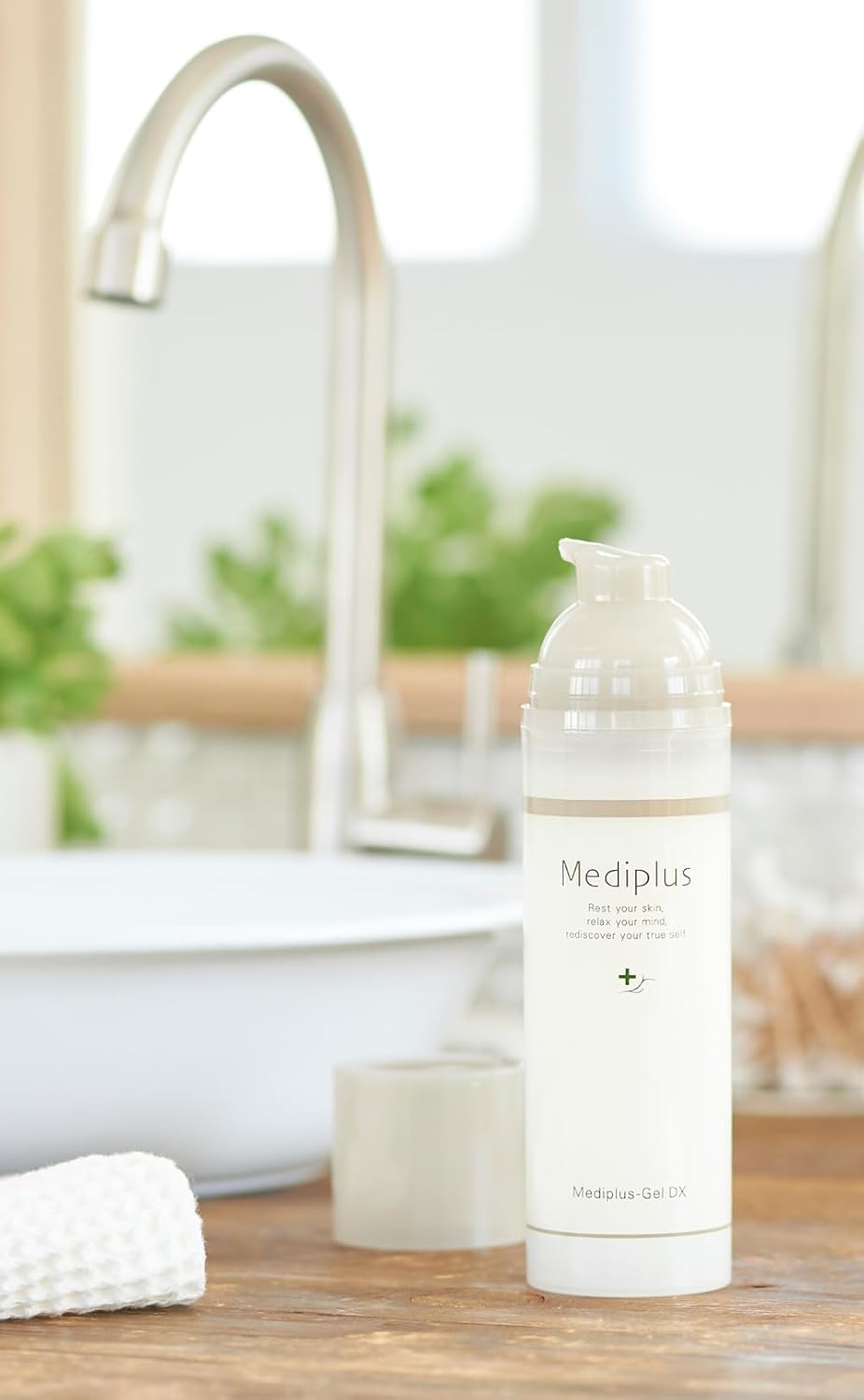 Mediplus Gel DX 5.6 oz (160 g) (2 Months Worth) | Dry Prevention Gel For Aging Skin Countermeasure All-in-One Dry Skin Additive-Free Ceramide Moisturizing Serum