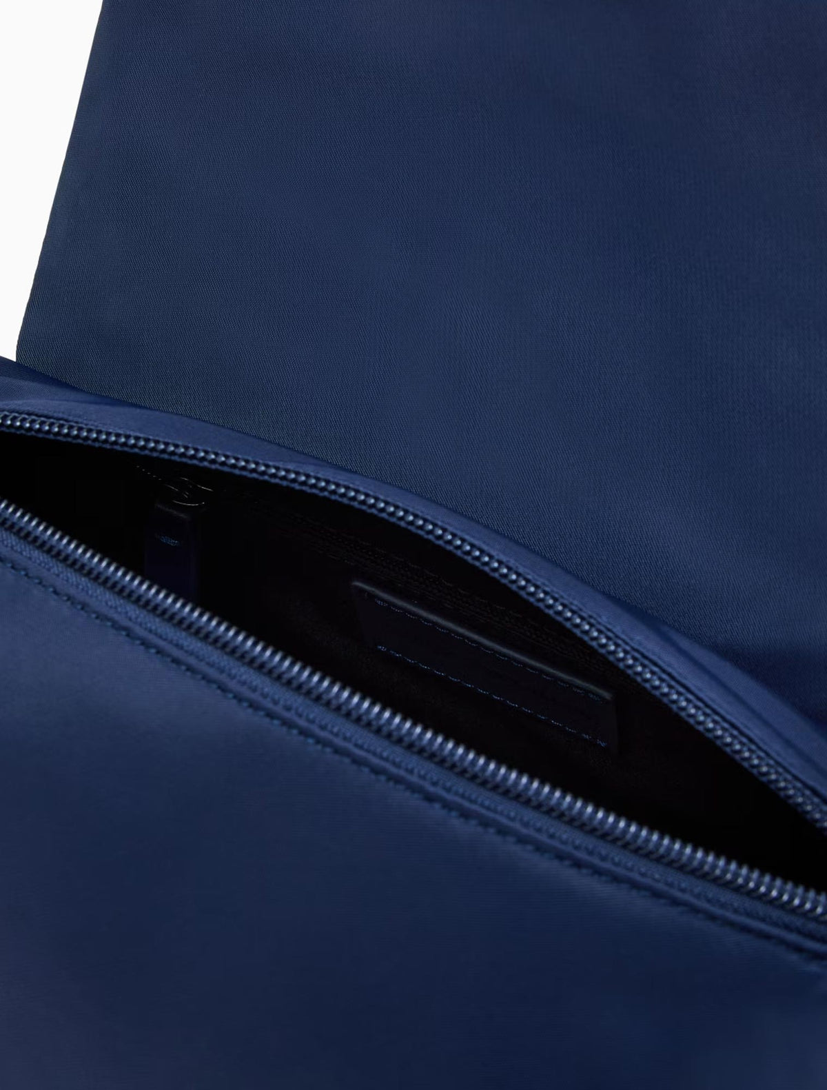 Emporio エンポリオアルマーニバッグ.. - Image 4