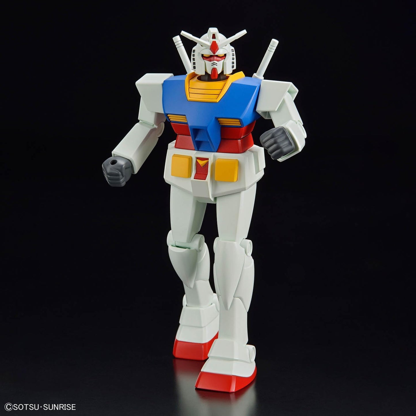BANDAI SPIRITS Best Mecha Collection RX-78-2 Gundam (REVIVAL Ver.) 1/144 Scale, Color-coded Plastic Model