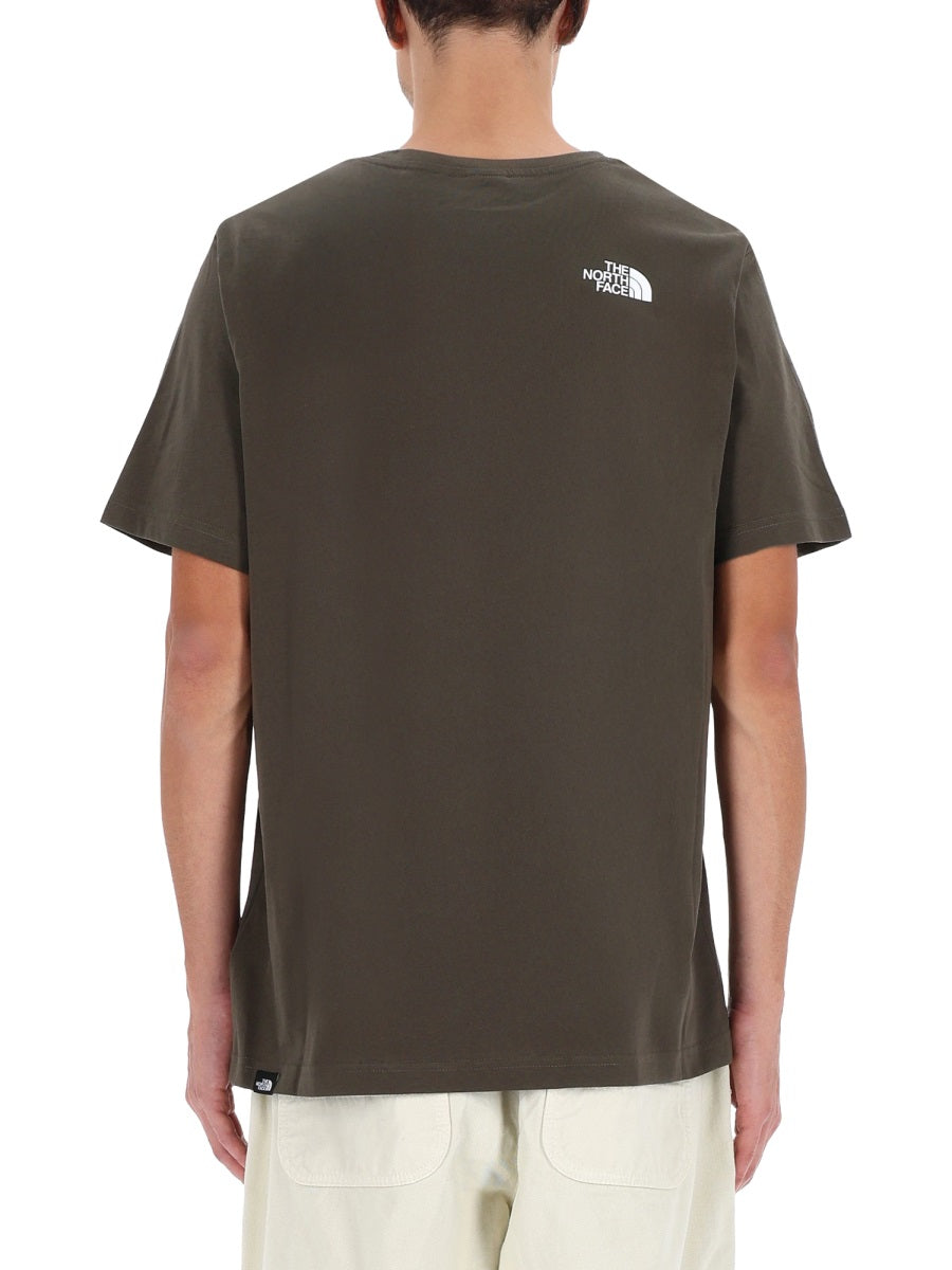 The ザ・ノース・フェイス「シンプルドーム」Tシャツ - Image 4