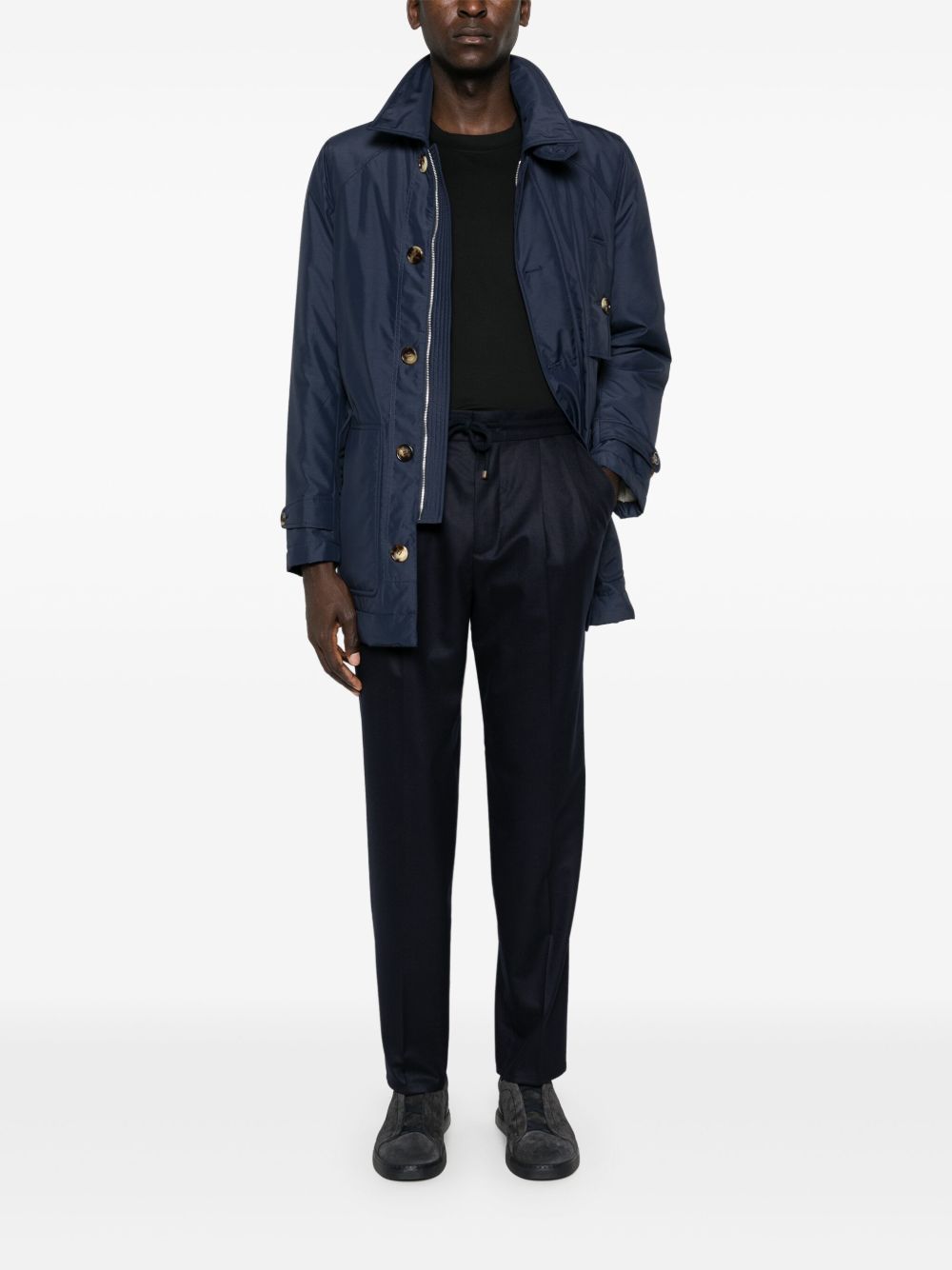 Brunello Brunello Cucinelliは黒を攻撃します - Image 4