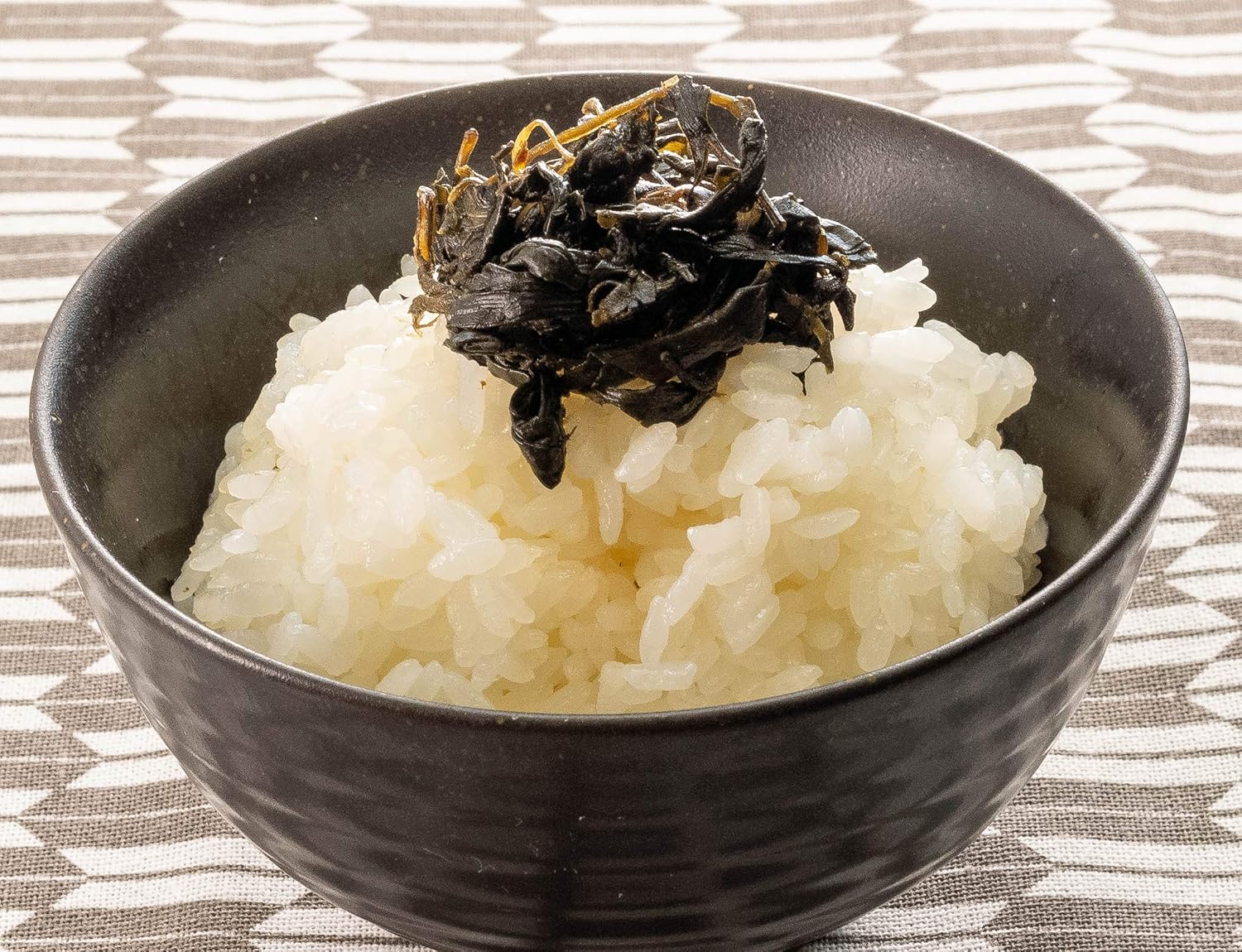 Rice Accompaniment [Leaf Chili Peppers 3.5 oz (100 g)] Boiled Tsukudani Spicy Onigiri Rice Balls Ochazuke Yamazakiya Kombu and Bonito Artisan