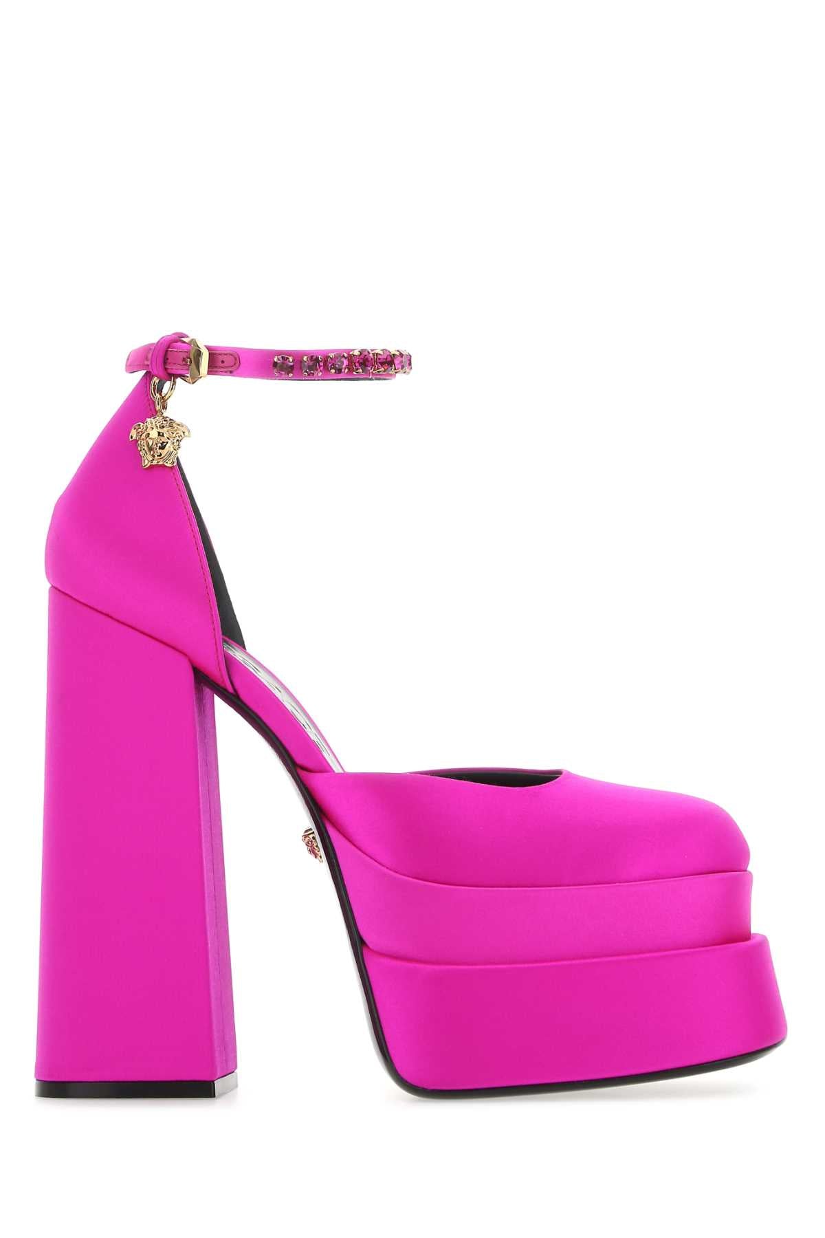 Versace ヴェルサーチフクシアサテンメデューサアエビタスポンプ - Image 4