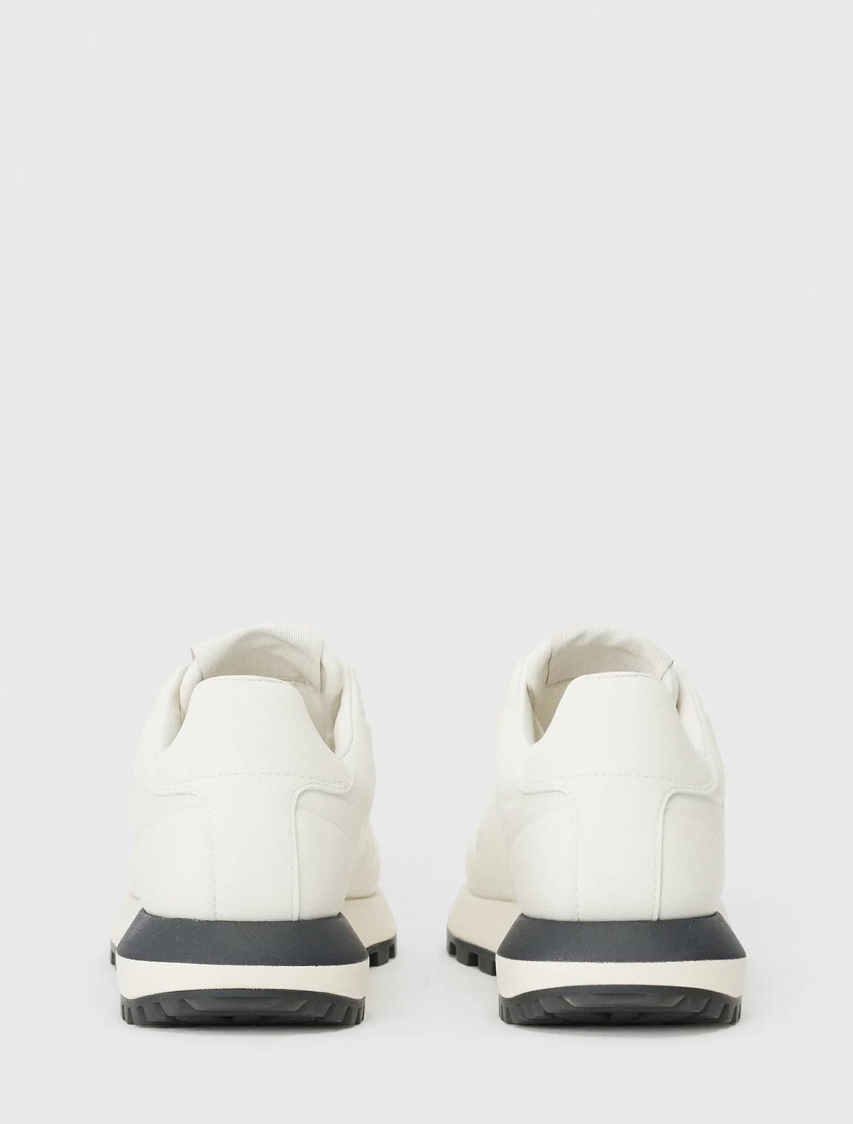 Emporio エンポリオ アルマーニ スニーカー ベージュ - Image 4