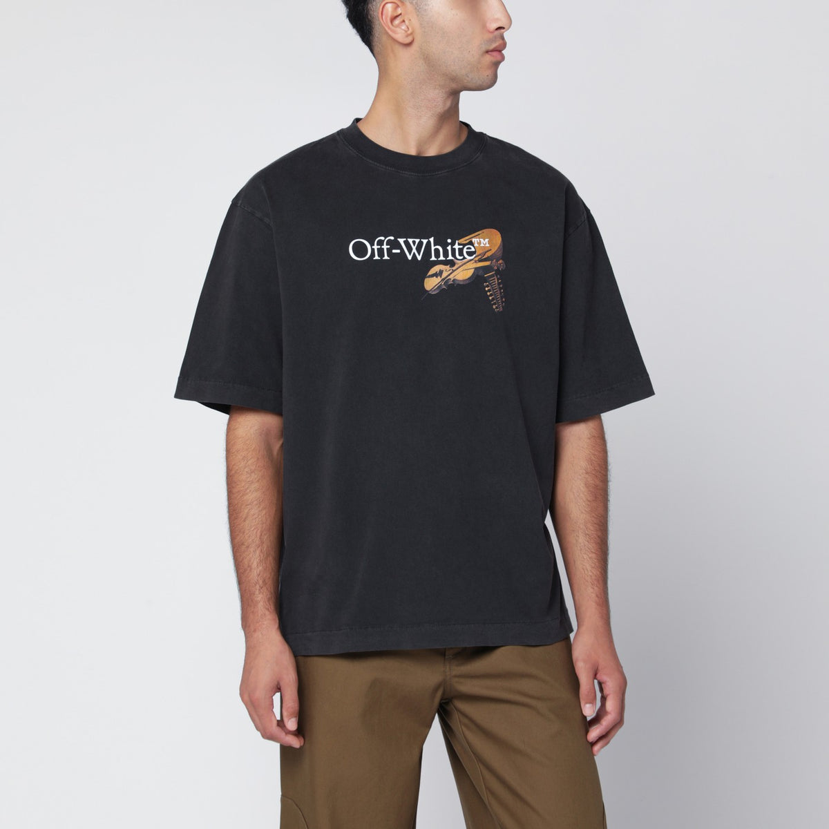 Off Off White™ Washed Black Cupid Arrow Skate Logo T Shirt - Image 4