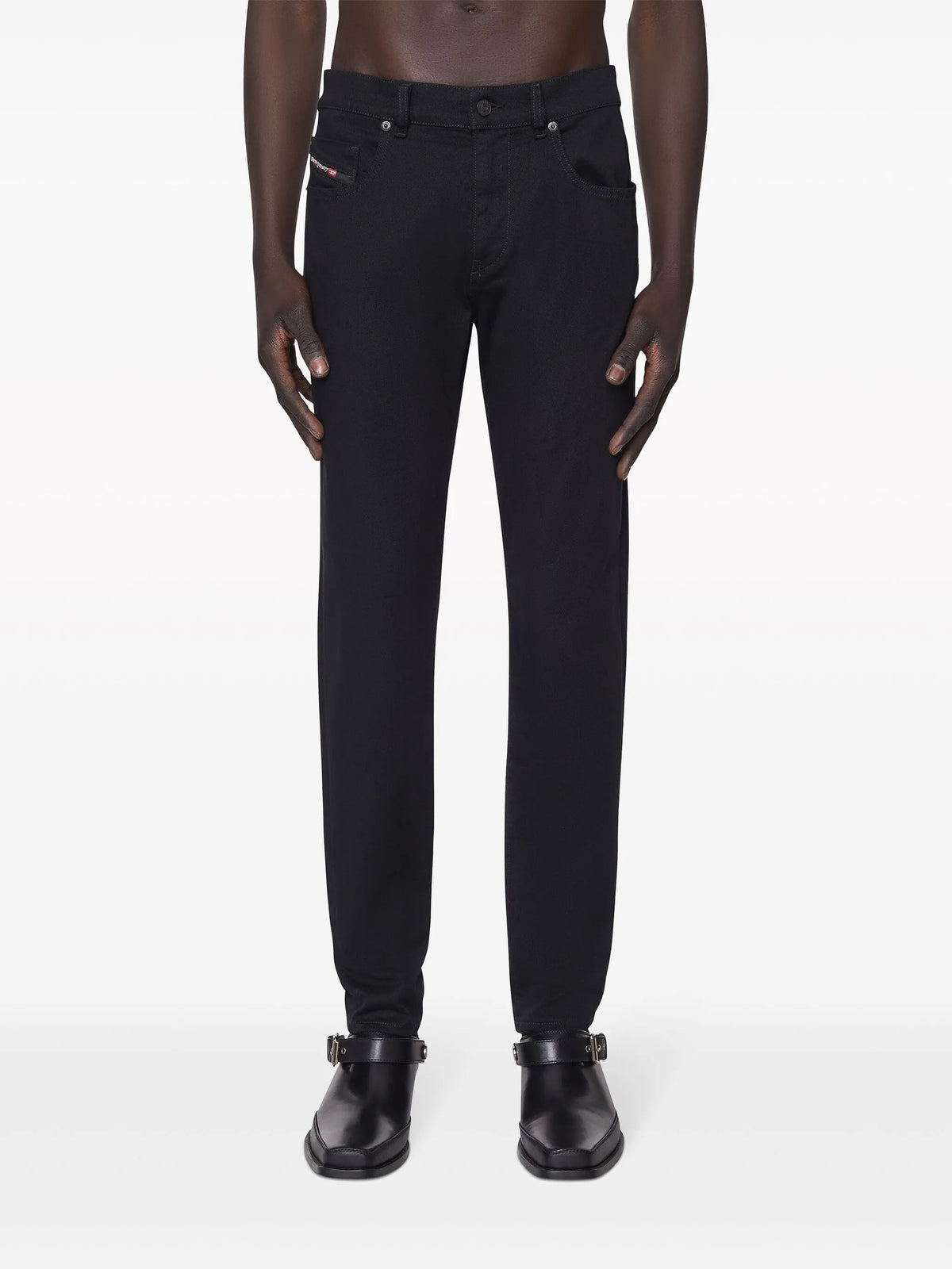 Diesel あらゆる見出しの材料から製造 - Image 4