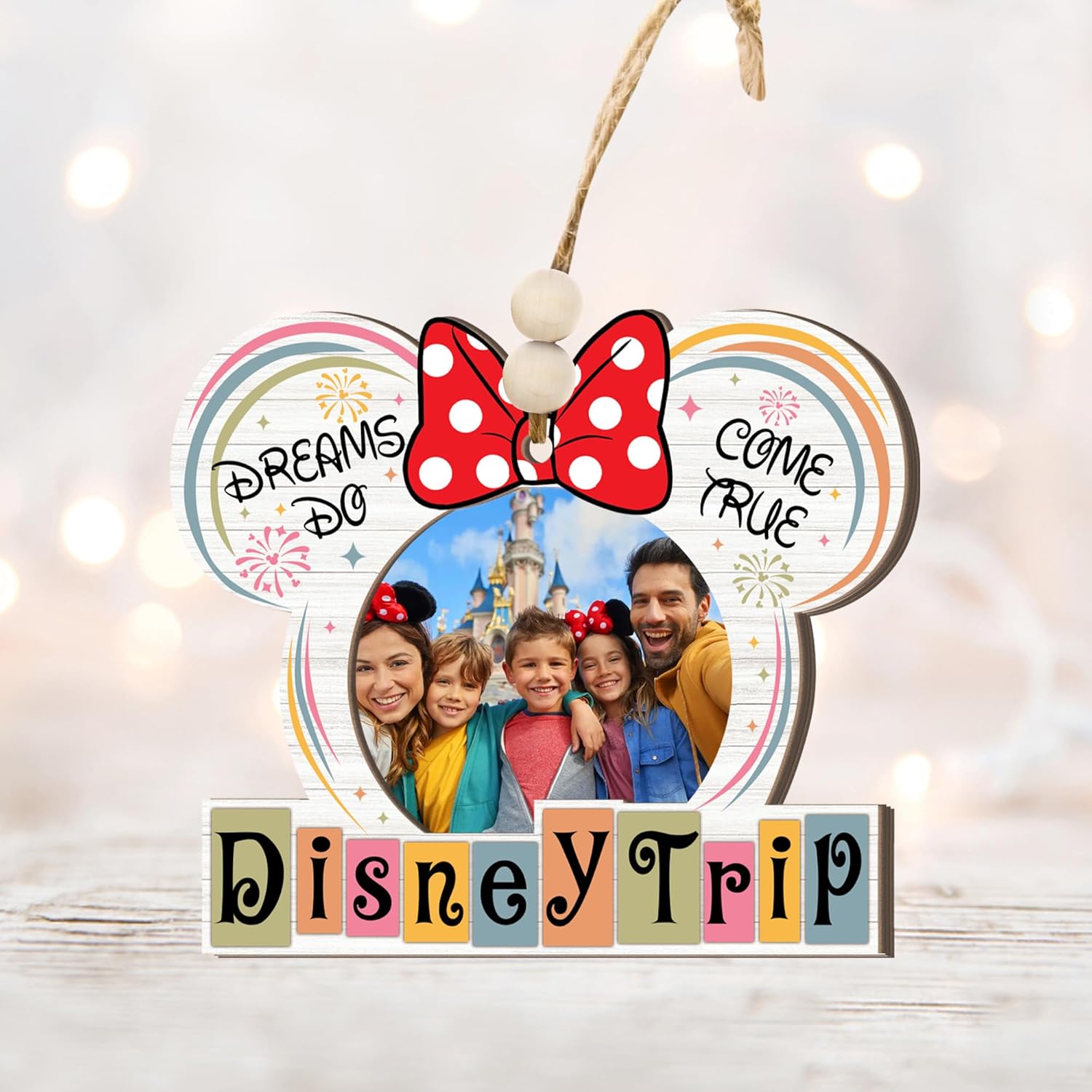 Adorno de Madera para Fotos de Viaje de Vacaciones Familiares – Orejas con Diseño de Lazo, "Dreams Do Come True" Recuerdo de Vacaciones Familiares del Reino Mágico, Decoración Rústica Navideña con