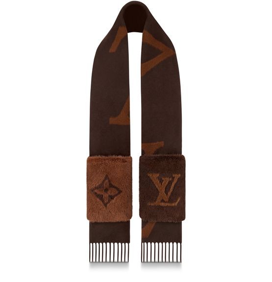 LOUIS VUITTON The Ultimate Fur Scarf - Image 4