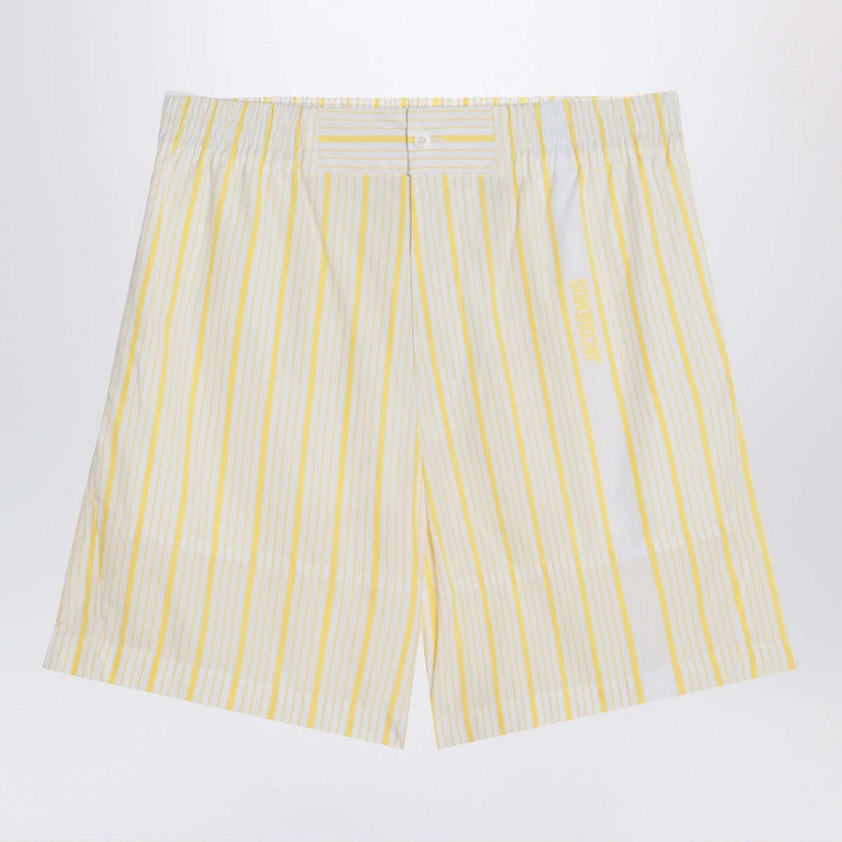 Jacquemus ジャックエマスホワイト、黄色の縞模様のバミューダショーツロゴ - Image 4