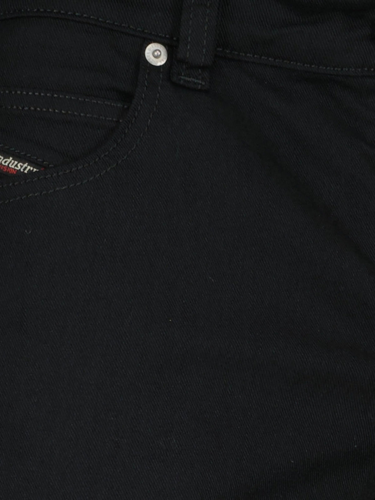 Diesel その他、の容量 - Image 4