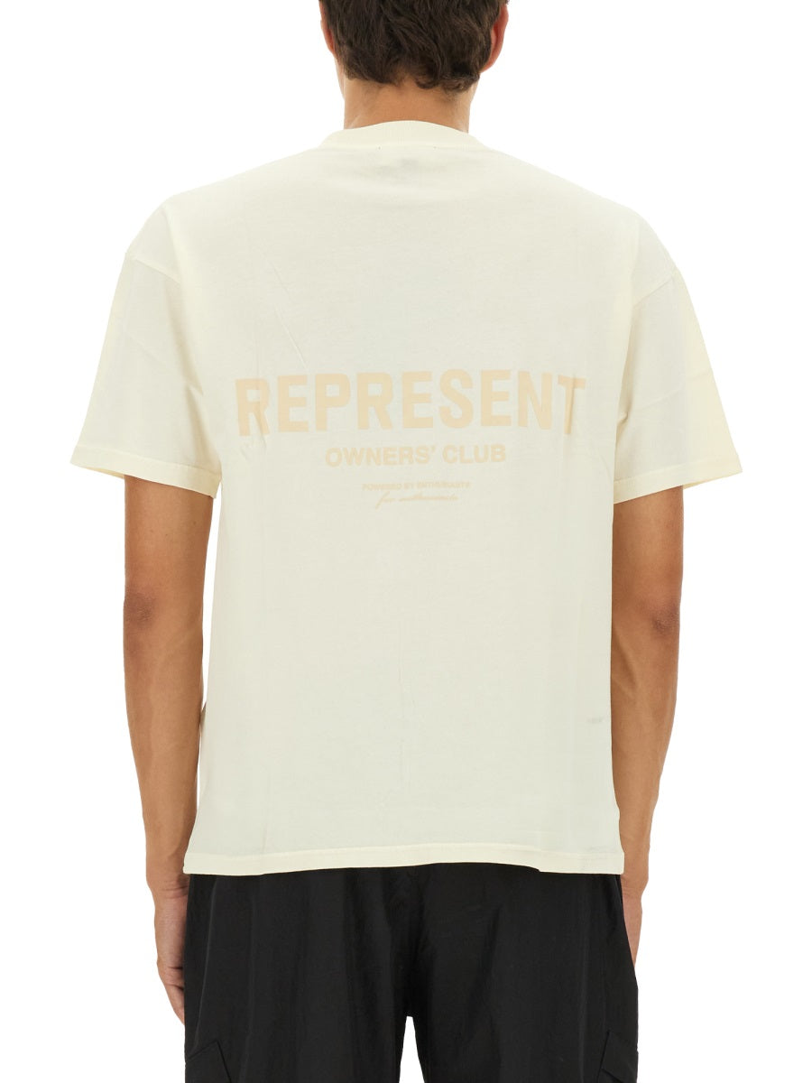 Represent ロゴ付きのTシャツを表します - Image 4