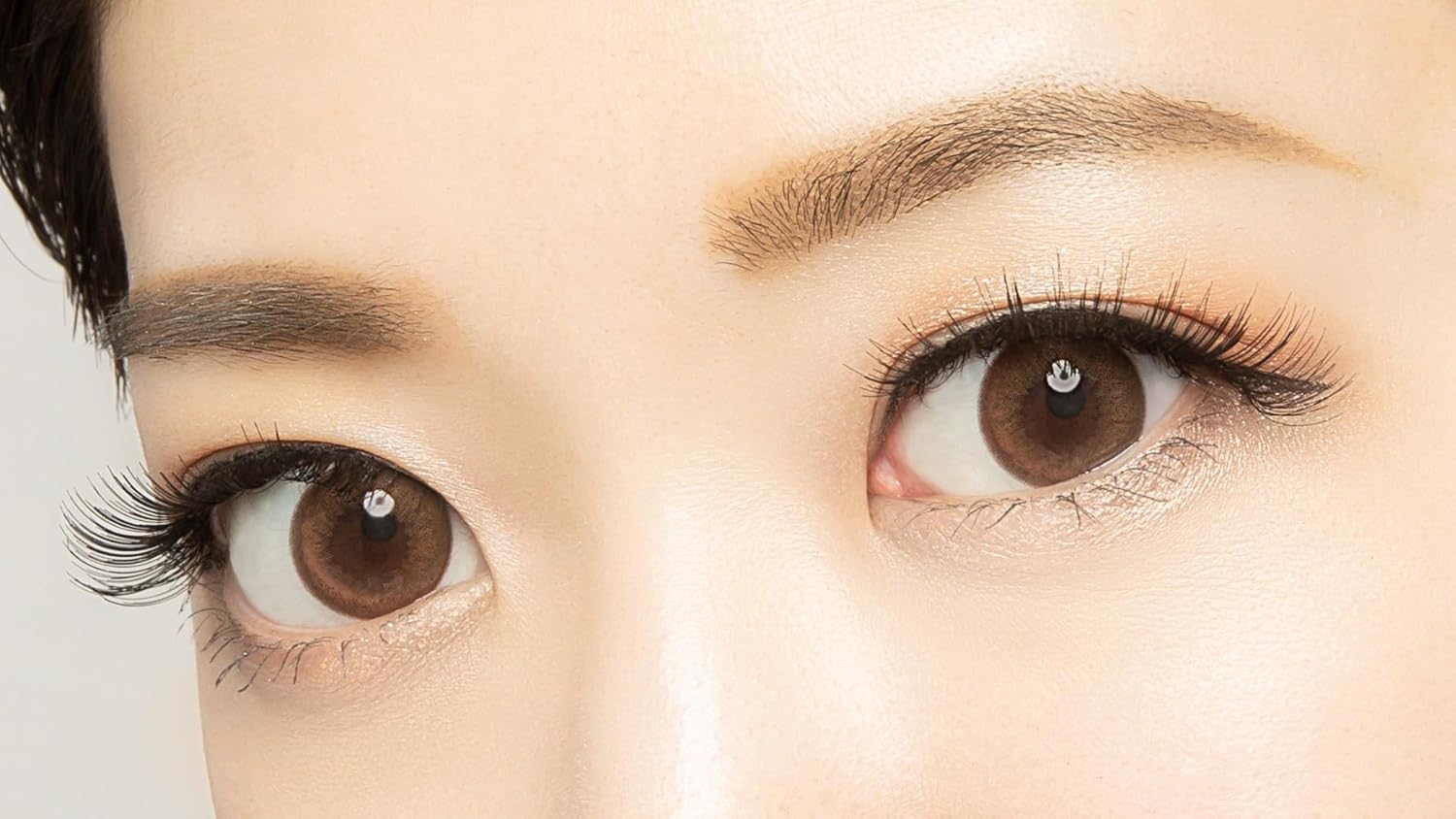 (3 Pairs) DiamondLash Volume Series Celebrity Eye: For sharp eyes that stand out from your eyes. *This product comes in a box of 3 pairs