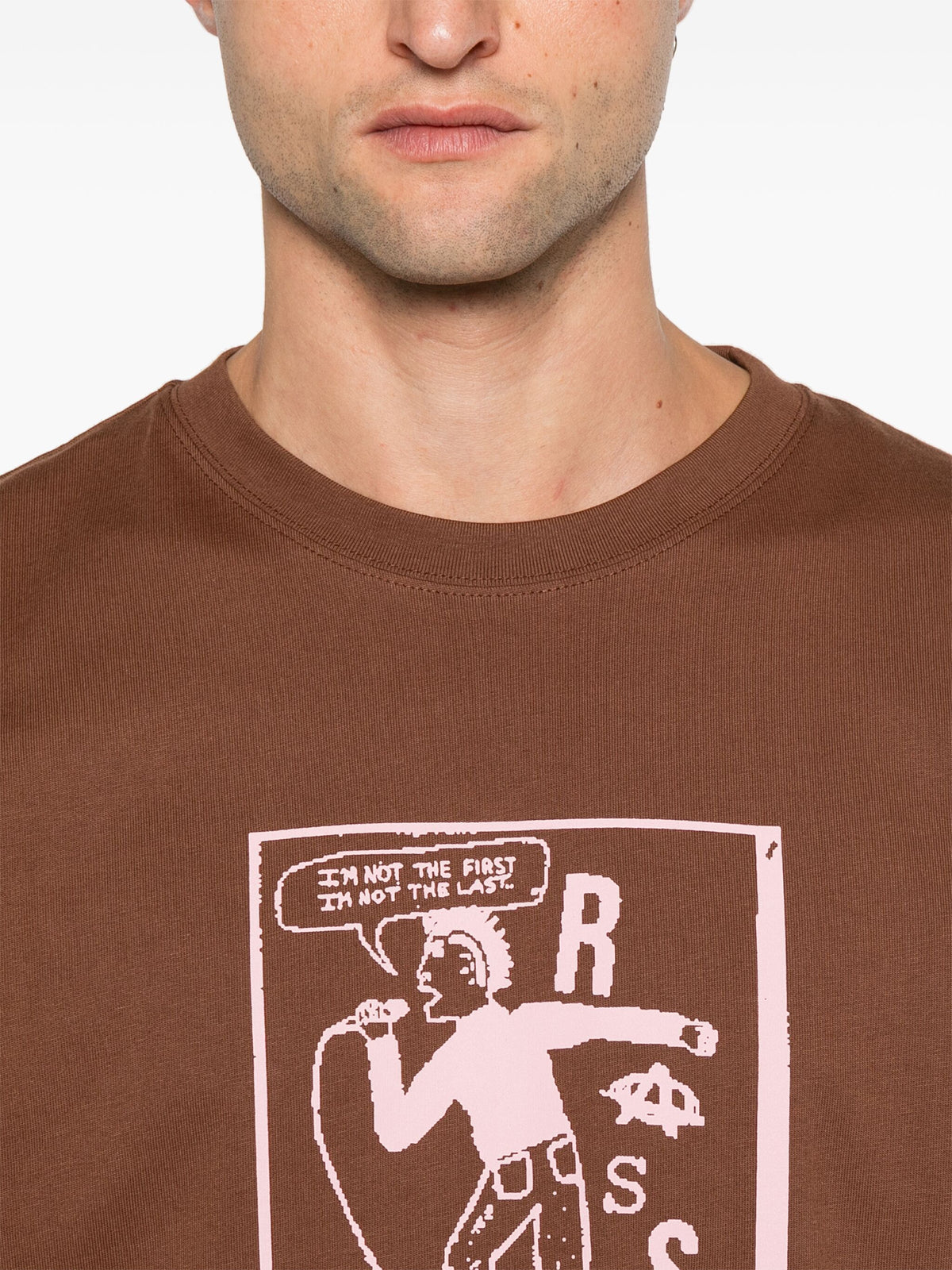 Rassvet Rassvet（パッケージ）メンステートメントTシャツニット - Image 4