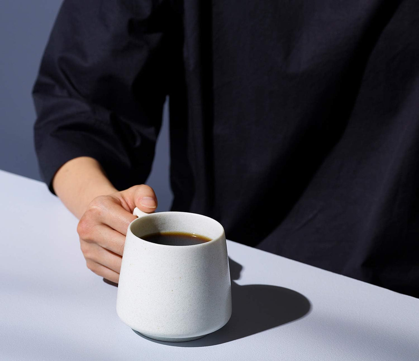 Cores C811WH White Mug, 11.8 fl oz (320 ml), Made in Japan, Microwave, Dishwasher Safe, Delicate