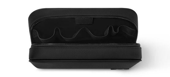 LOUIS VUITTON Toilet Pouch - Image 4