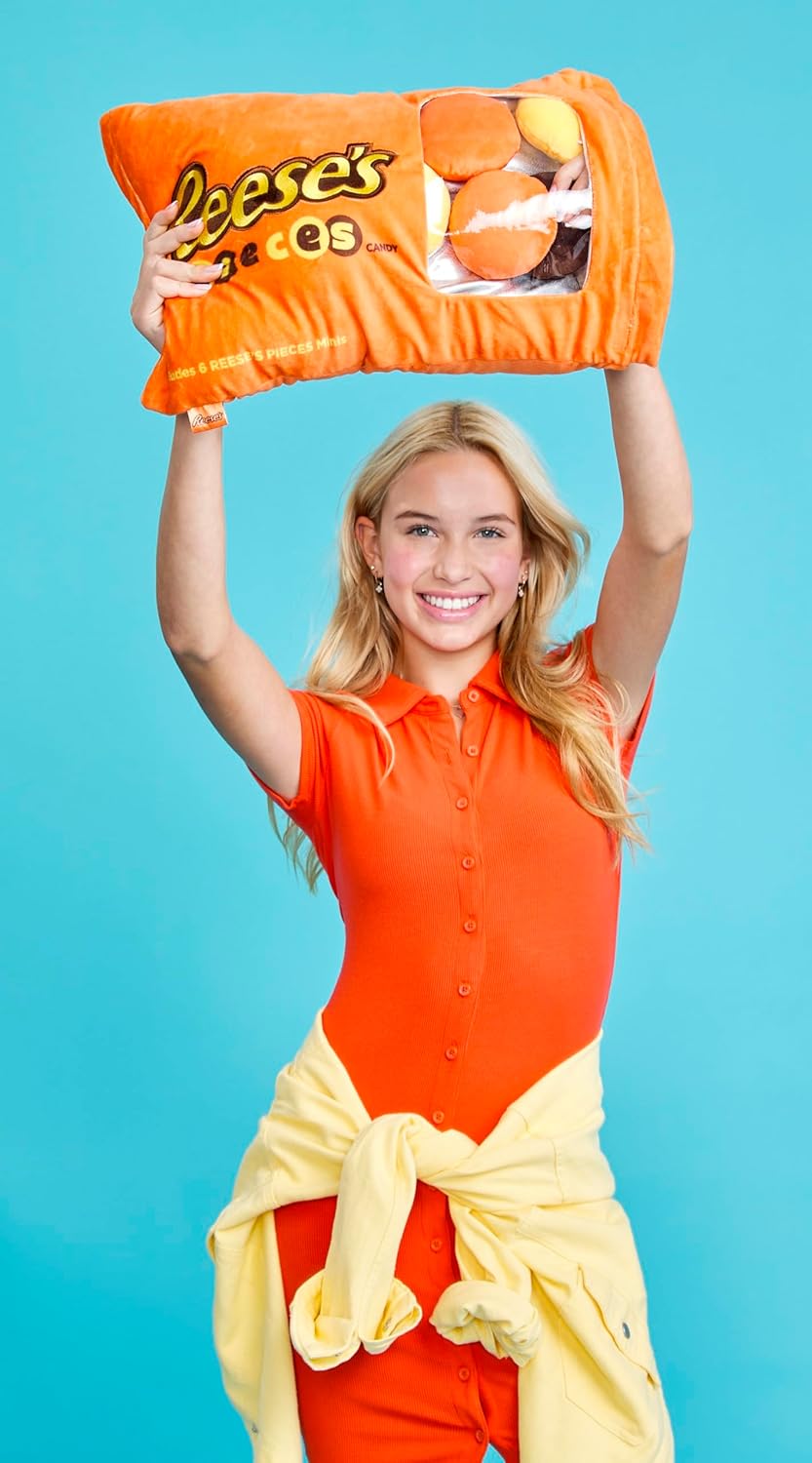 iscream Reese's Pieces Paquete de 19" x 11" Juego de Fundas de Almohada con Mini Reese's Pieces