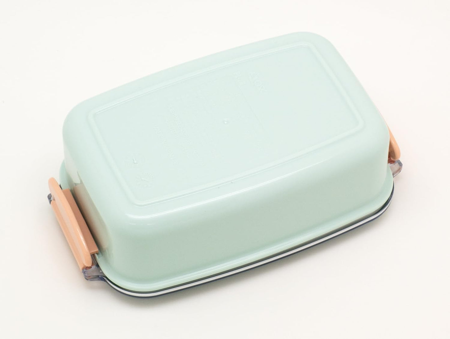 OSK (OSK) Bento Box Snoopy Lunch Box with Divider, 500ml, Made in Japan, Dishwasher Safe, Microwave Compatible, 2-Piece Lock, Gasket Included, Leak-Proof, Stylish, Cute, Antibacterial, Unisex, for