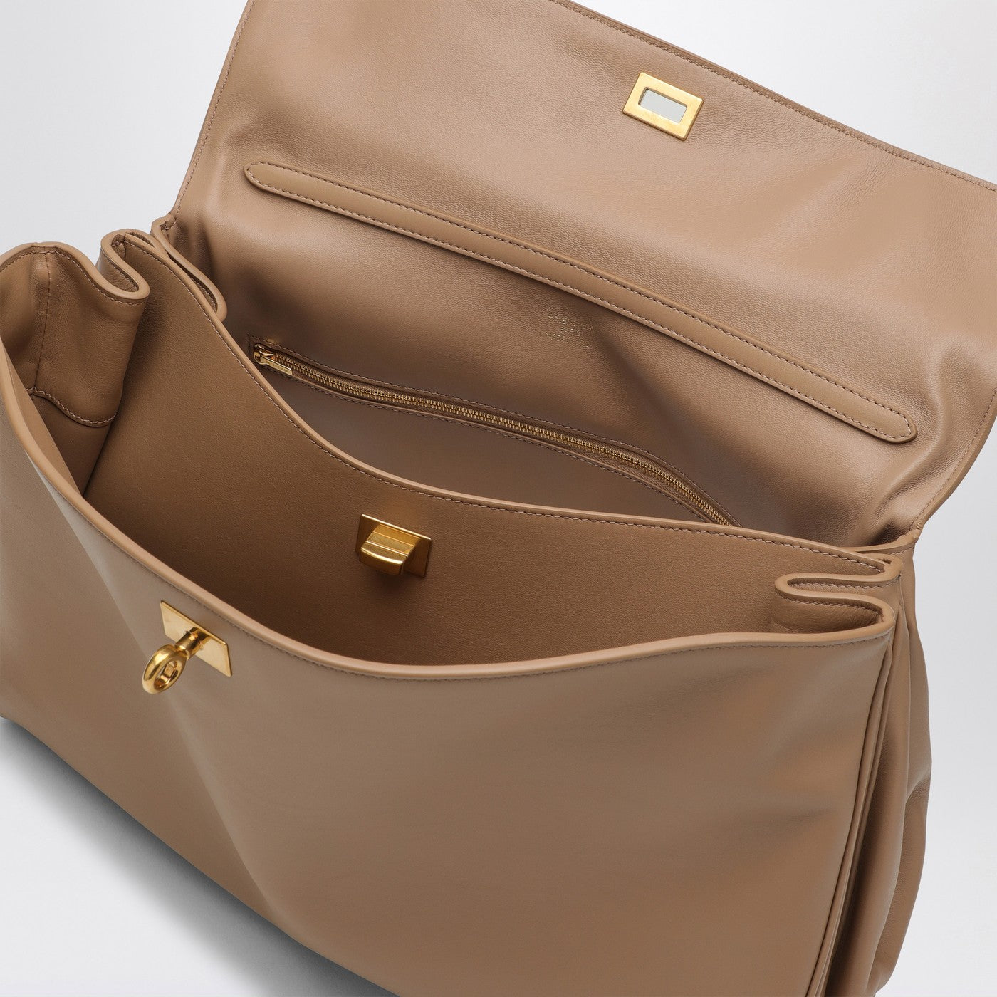 Balenciaga Smooth Coffe Milk Calfskin Large Rodeoバッグ - Image 4