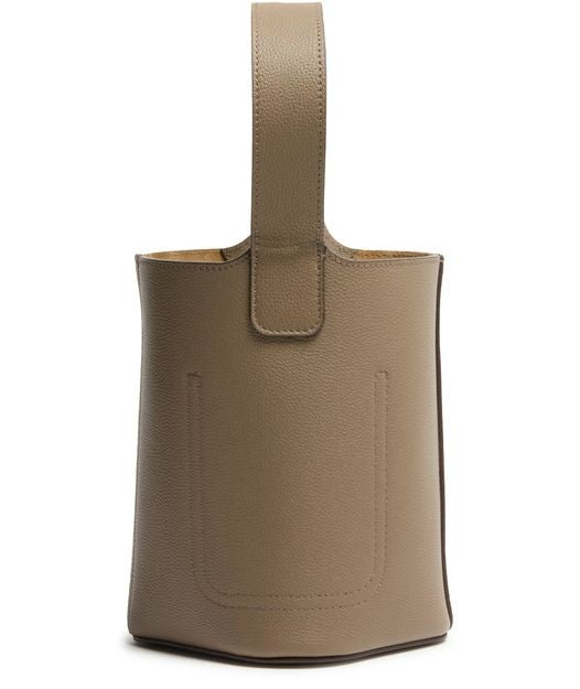 LOEWE Mini Pebble bucket in soft grained calfskin - Image 4