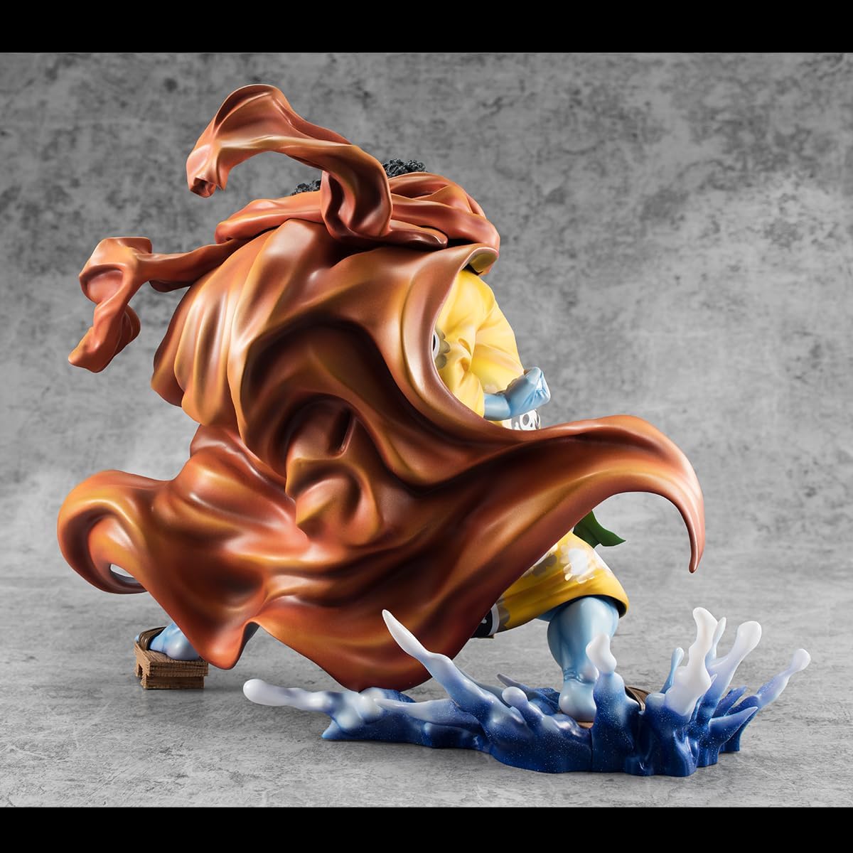 MegaHouse - One Piece - SA-Maximum Sea Knight Jimbe [Super Limited Edition] Pirate Portrait Collectible Statue
