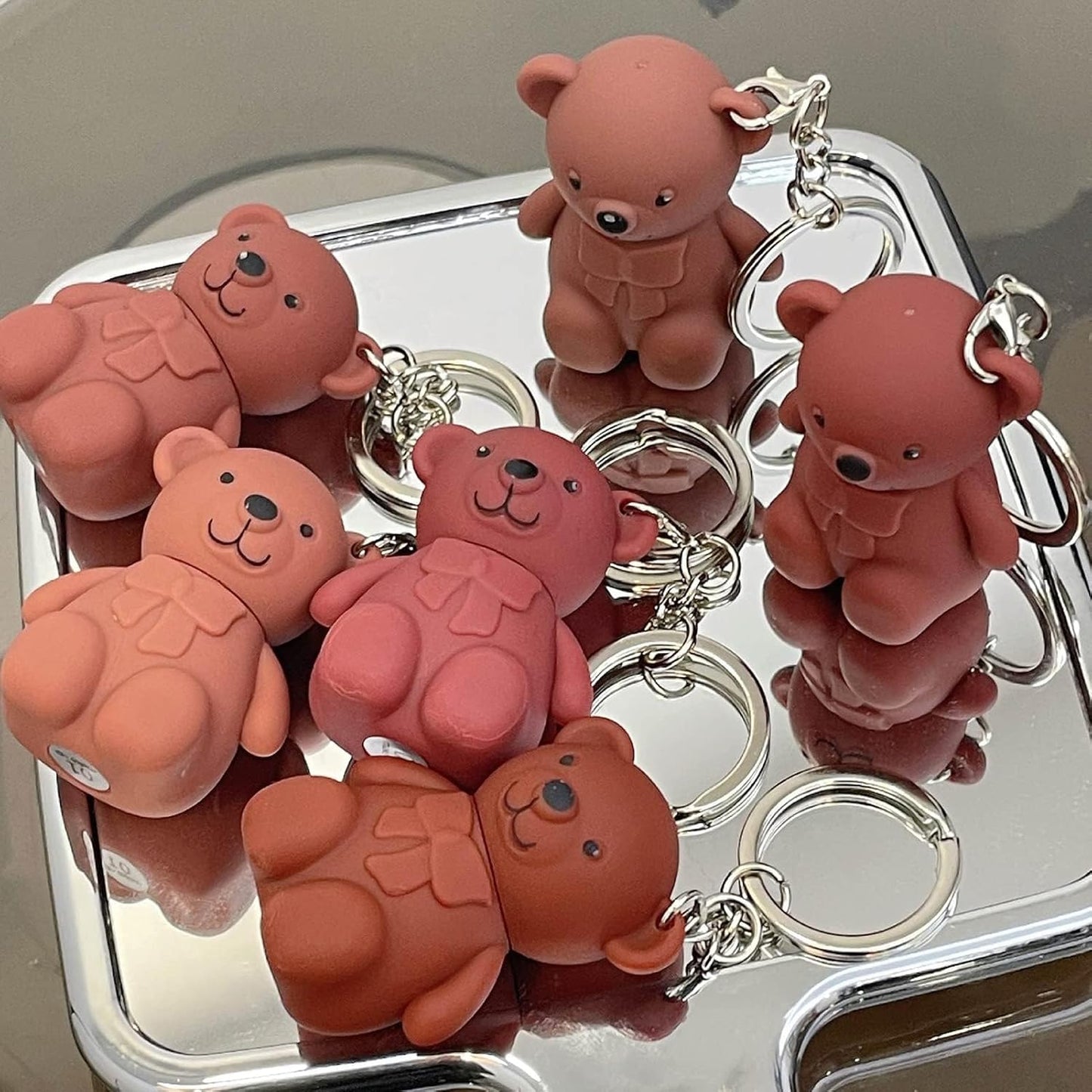 Pink Bear Keychain Lipstick, Non-Stick Lip Gloss, Never Fade Liquid Lipstick, New Portable Lipstick, Cute Lip Makeup, High Color, No Makeup Removal, Strong Adhesion, Long Lasting, All Day Shiny, Not