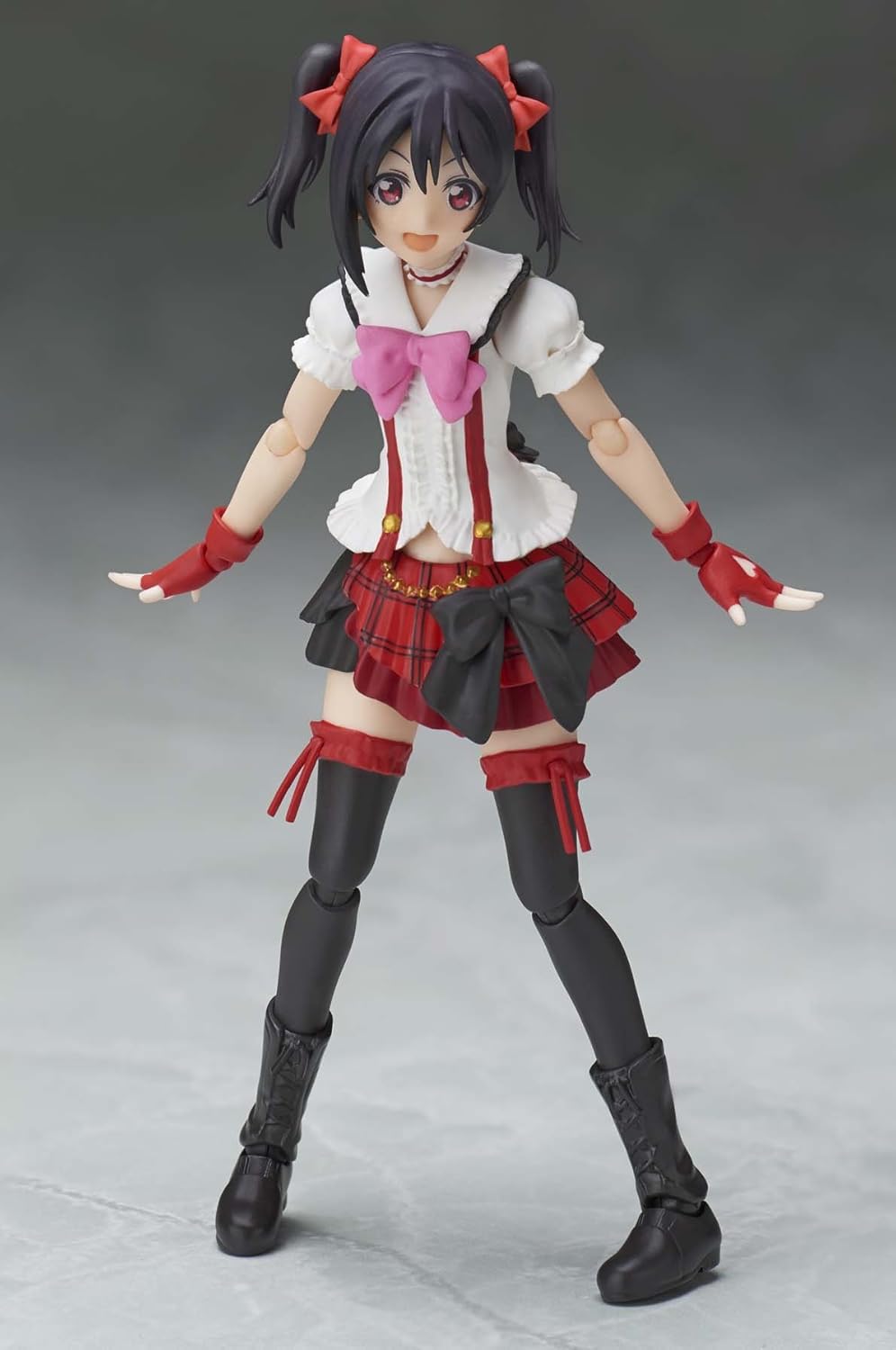 Bandai Tamashii Nations S.H.Figuarts Nico Yazawa "Love Live!" Action Figure