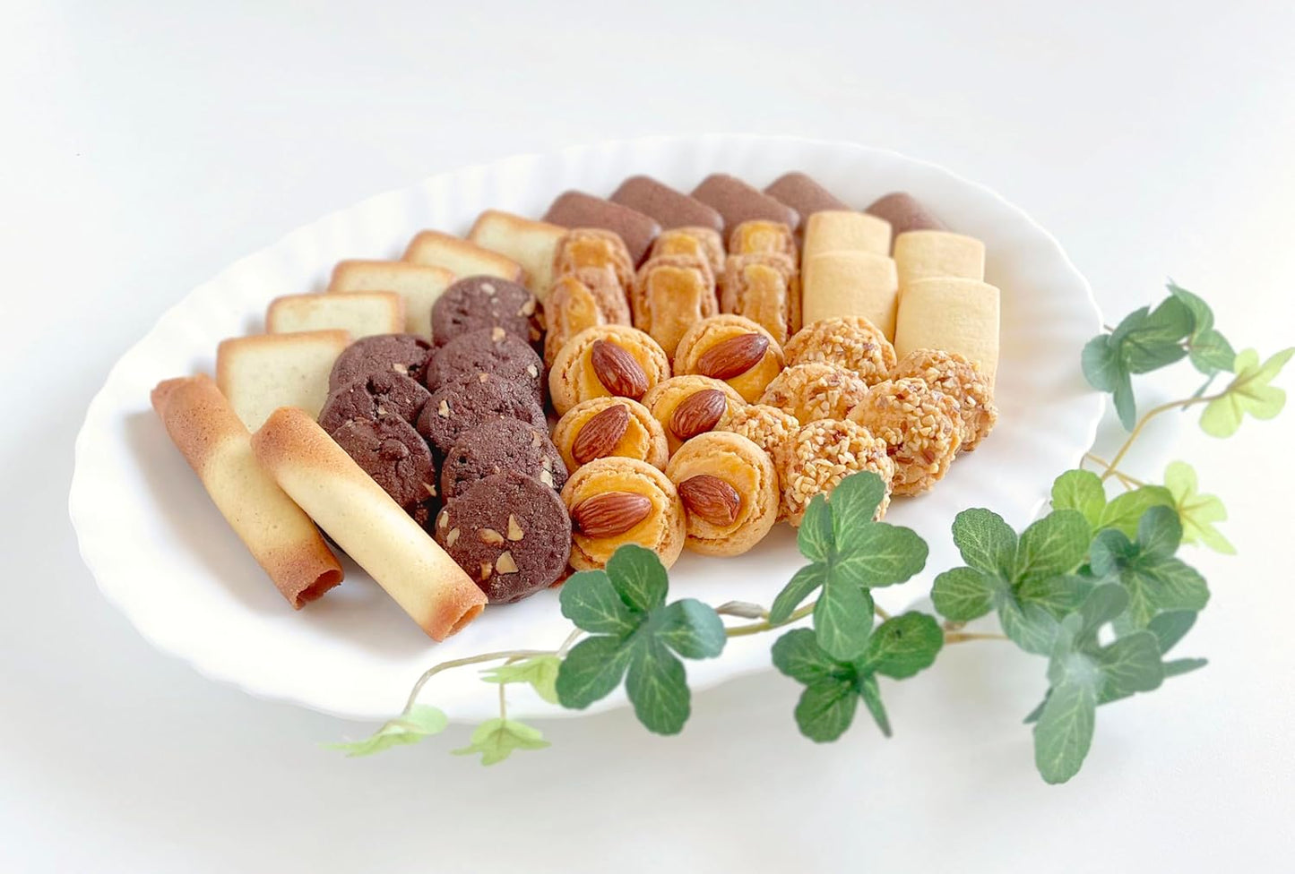 RUYSDAEL (R20) Gift, Sweets, Confectionery, R20, 8 Types of Cookies, 42 Cookies