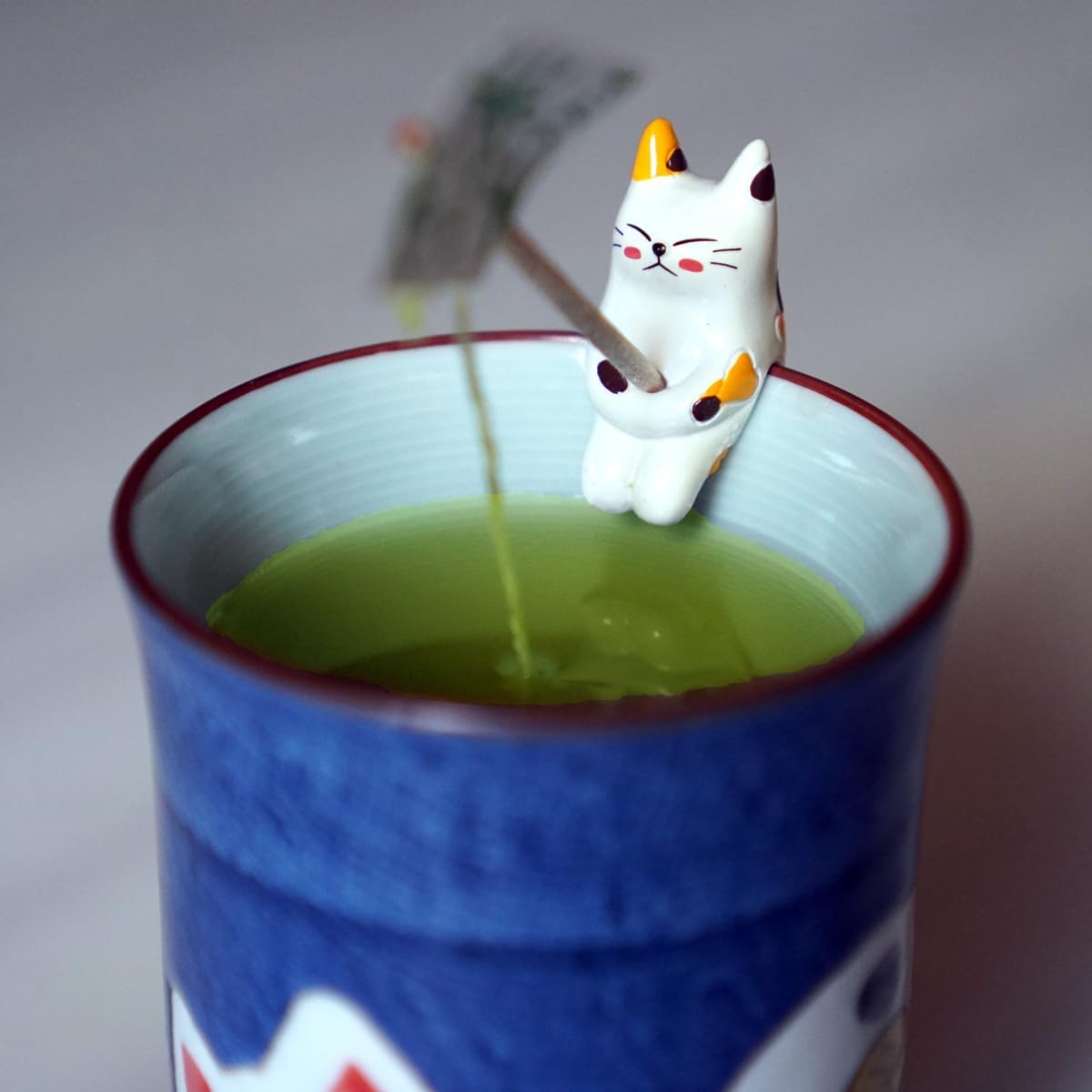 Neko-cha Brown Rice Tea Bag with Matcha (3 Packs), Cat Figure, Mitarashi-chan (1 Piece), "Thank You" Message Included, Petite Gift