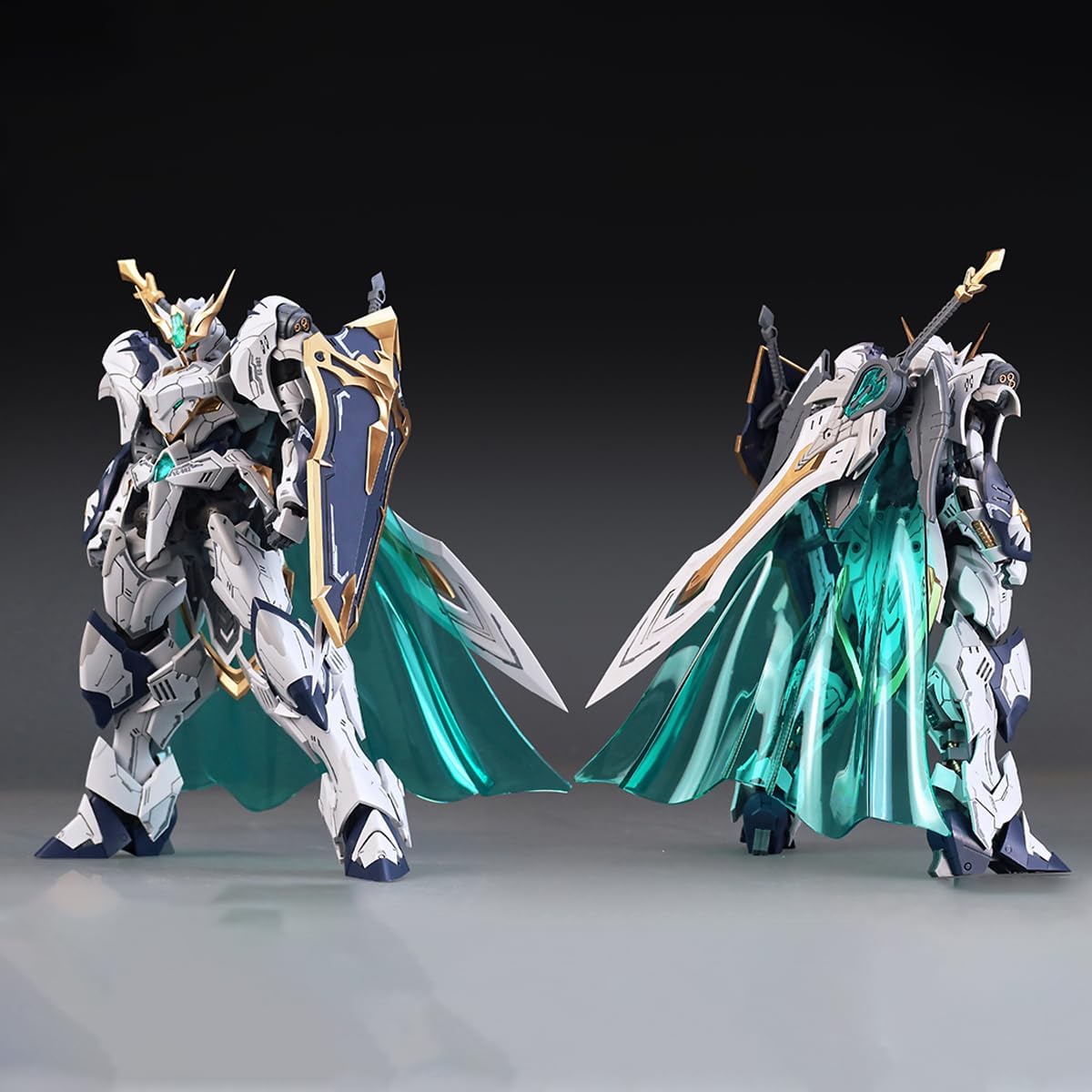HiPlay SNAA 1/144 Knights of the Round Table Giant Sword Tristan SC-002 Color-Coded Plastic Model Building Kit