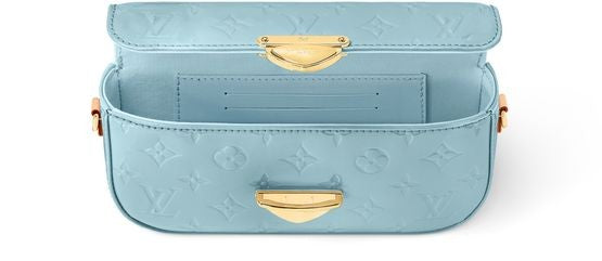 LOUIS VUITTON Malibu Pochette - Image 4