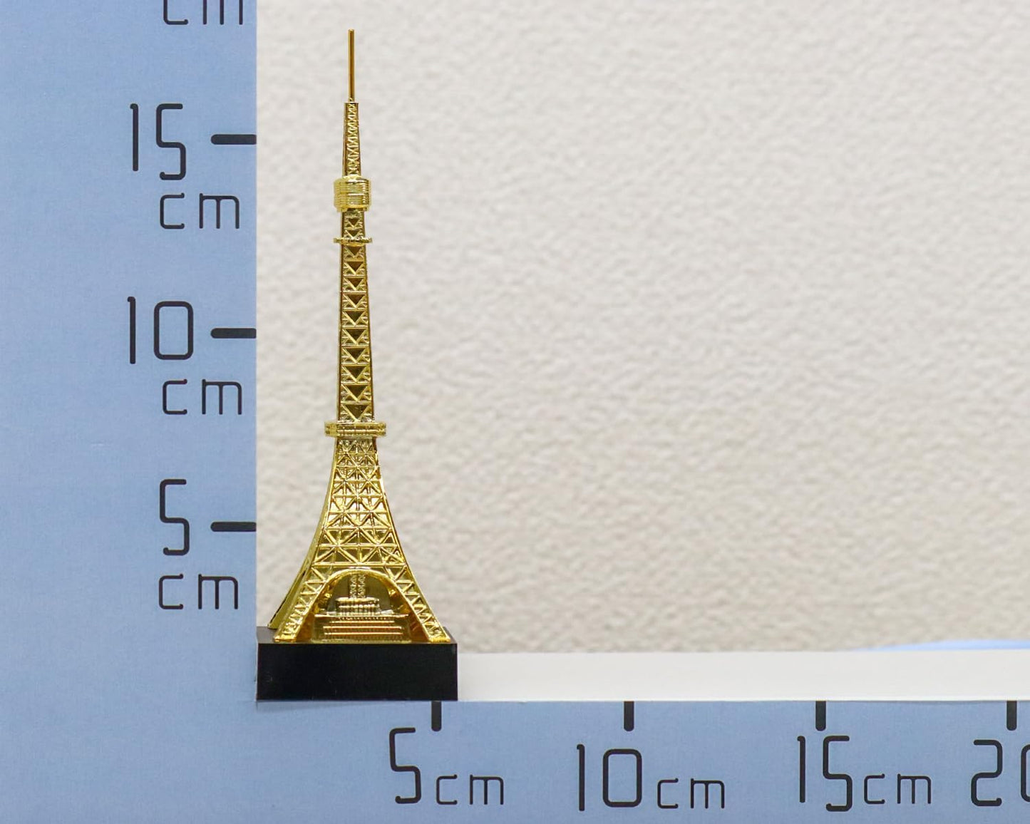 Tokyo Tower Figure, 7.1 inches (18 cm), Starry Sky Gold, Made in Japan, Good Luck Color, Metal, Figurine, Model, Japanese Souvenir, Gift