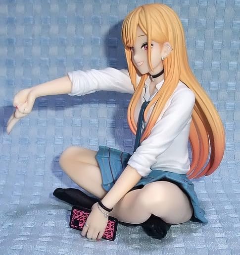 The Dress-Up Doll Is In Love - Noodle Stopper Figure Kitagawa Umu