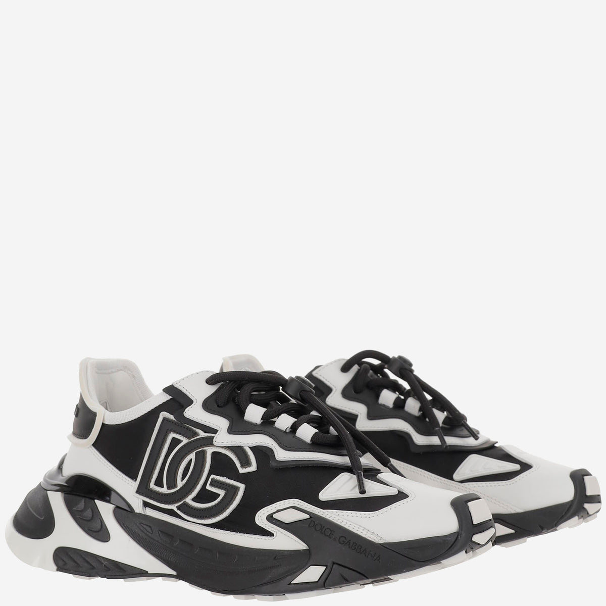 Dolce Dolce＆Gabbanaは、刺繍されたロゴを備えた分厚いスニーカーです - Image 4